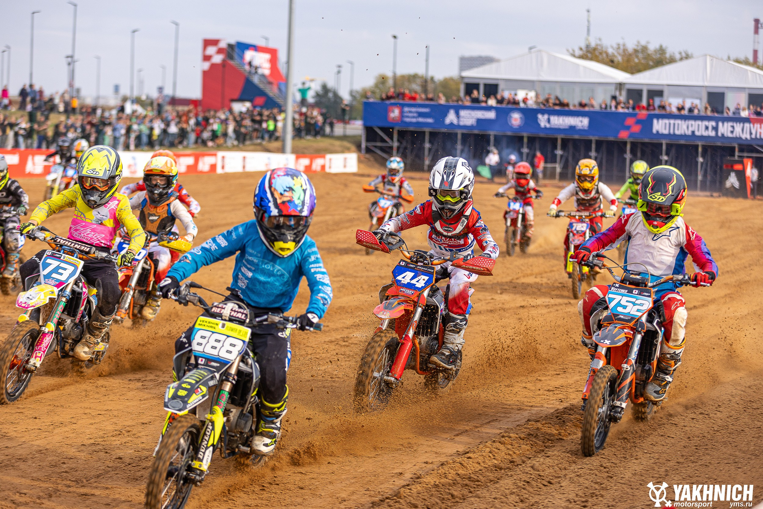 Репортажный фотограф в Москве Майк Симонов
