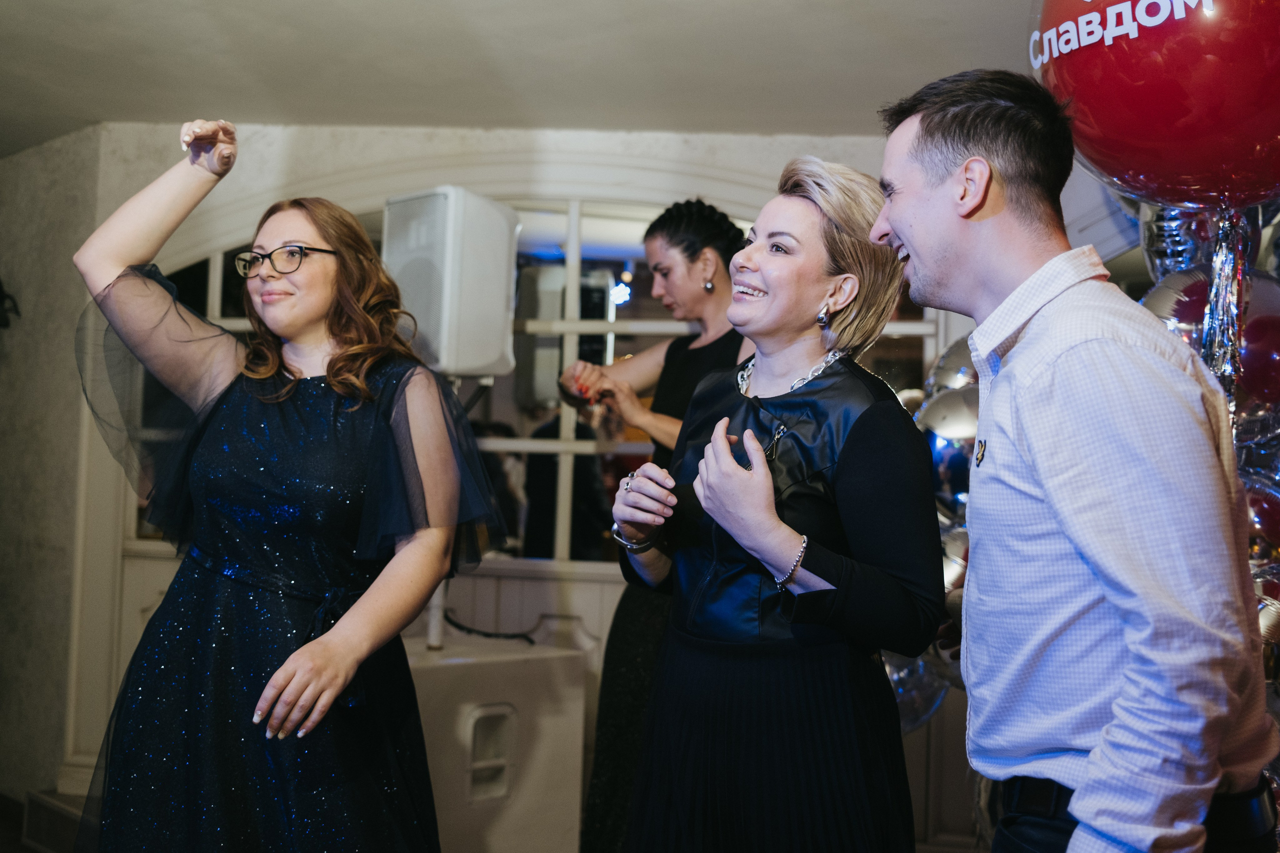 Репортажная съемка мероприятий. Свадебный фотограф Денис Ожигин в Краснодаре и крае. Эмоциональная и стильная съемка вашего дня