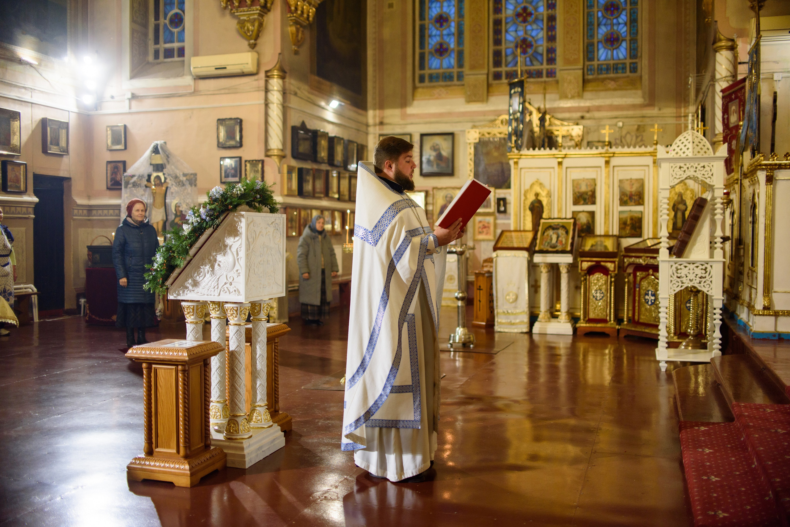Введение во храм Пресвятой Богородицы 4.12.2023. Семейный и свадебный фотограф в Феодосии и Коктебеле
