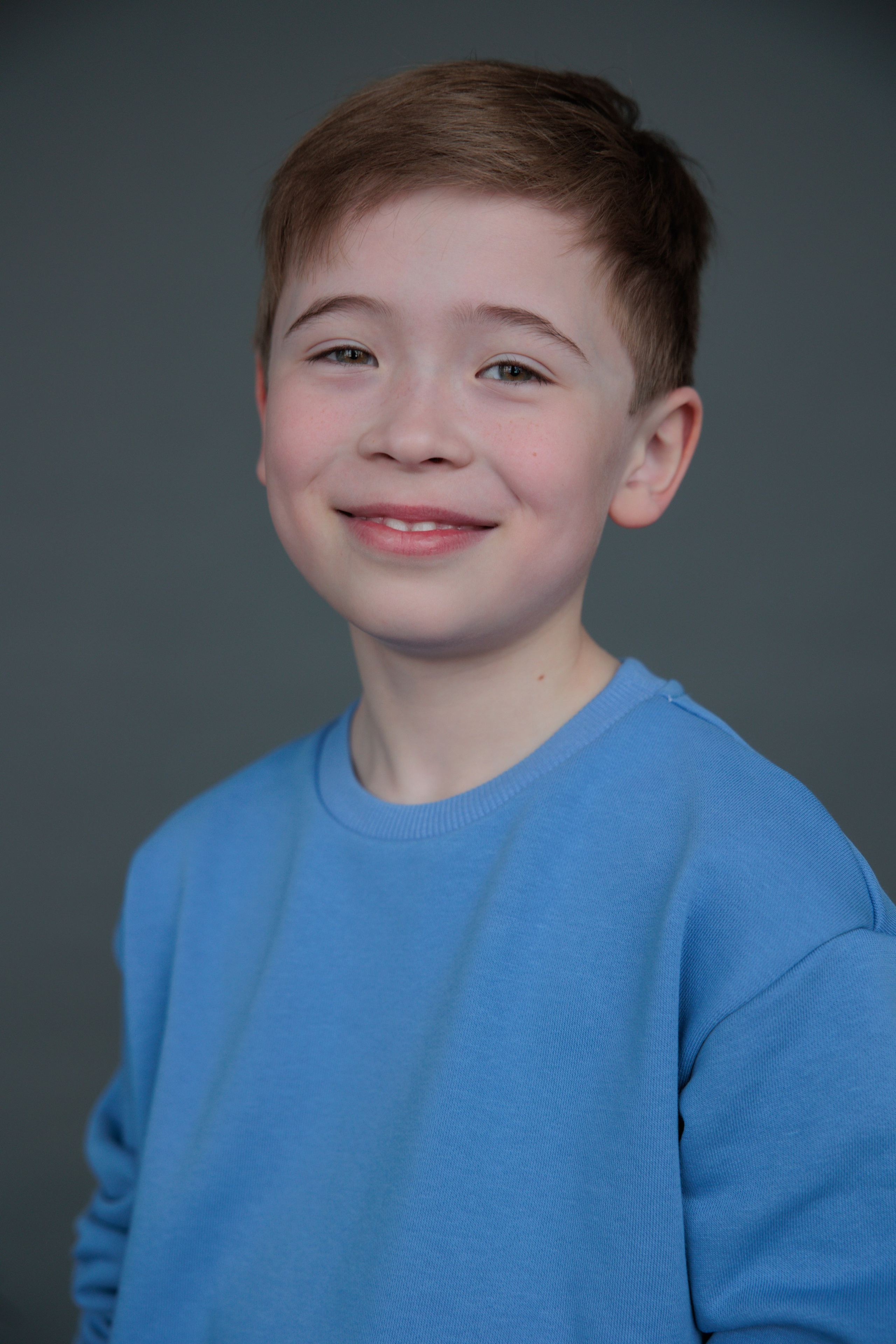 КИРИЛЛ. Я фотограф из Москвы к Вашим услугам