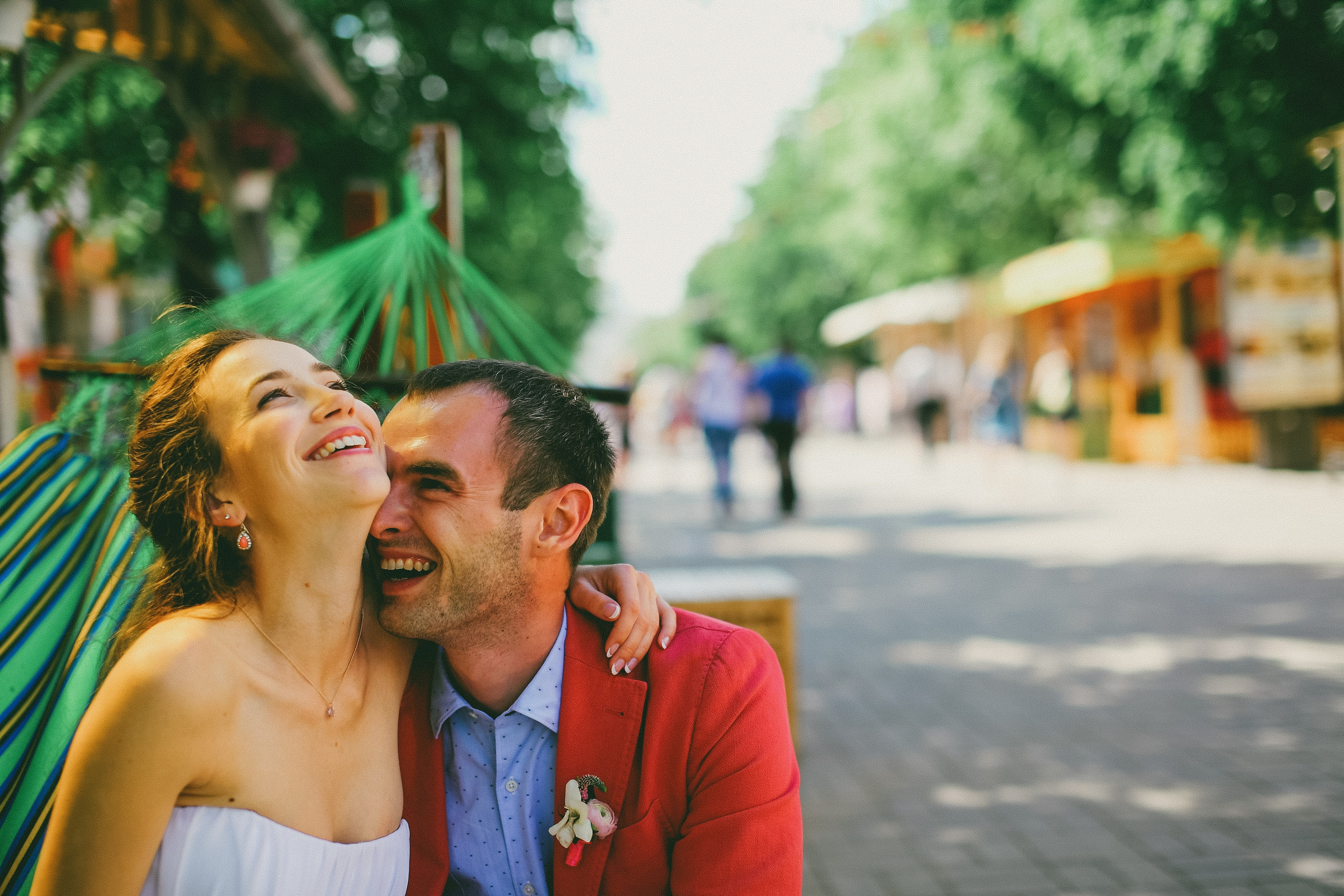 Душевная фотосессия пары в поле. Свадебный и репортажный фотограф в Ярославле и Санкт-Петербурге Роман Микрюков