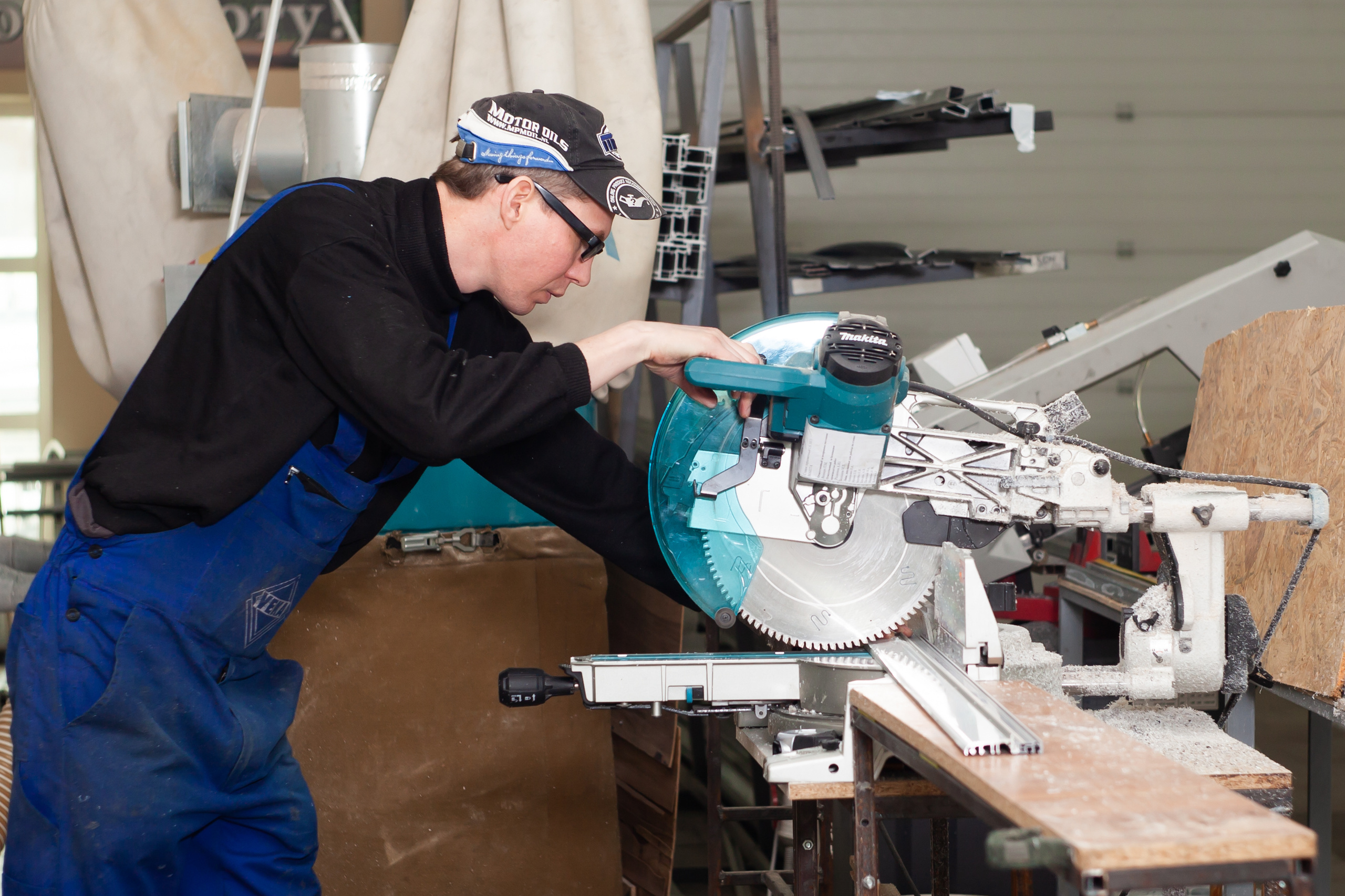 Рекламная фотосессия для компании ЕВРООКНА. Фотография и видеосъёмка