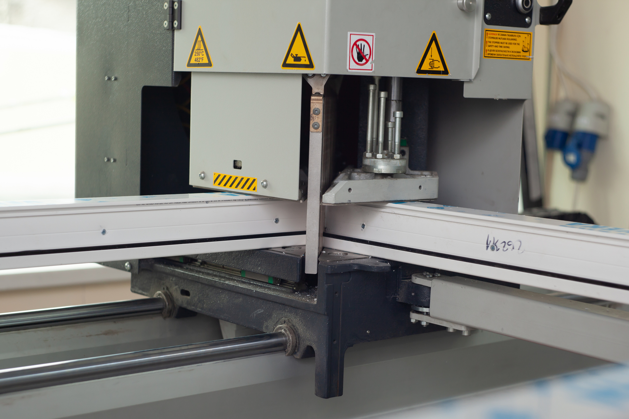 Рекламная фотосессия для компании ЕВРООКНА. Фотография и видеосъёмка