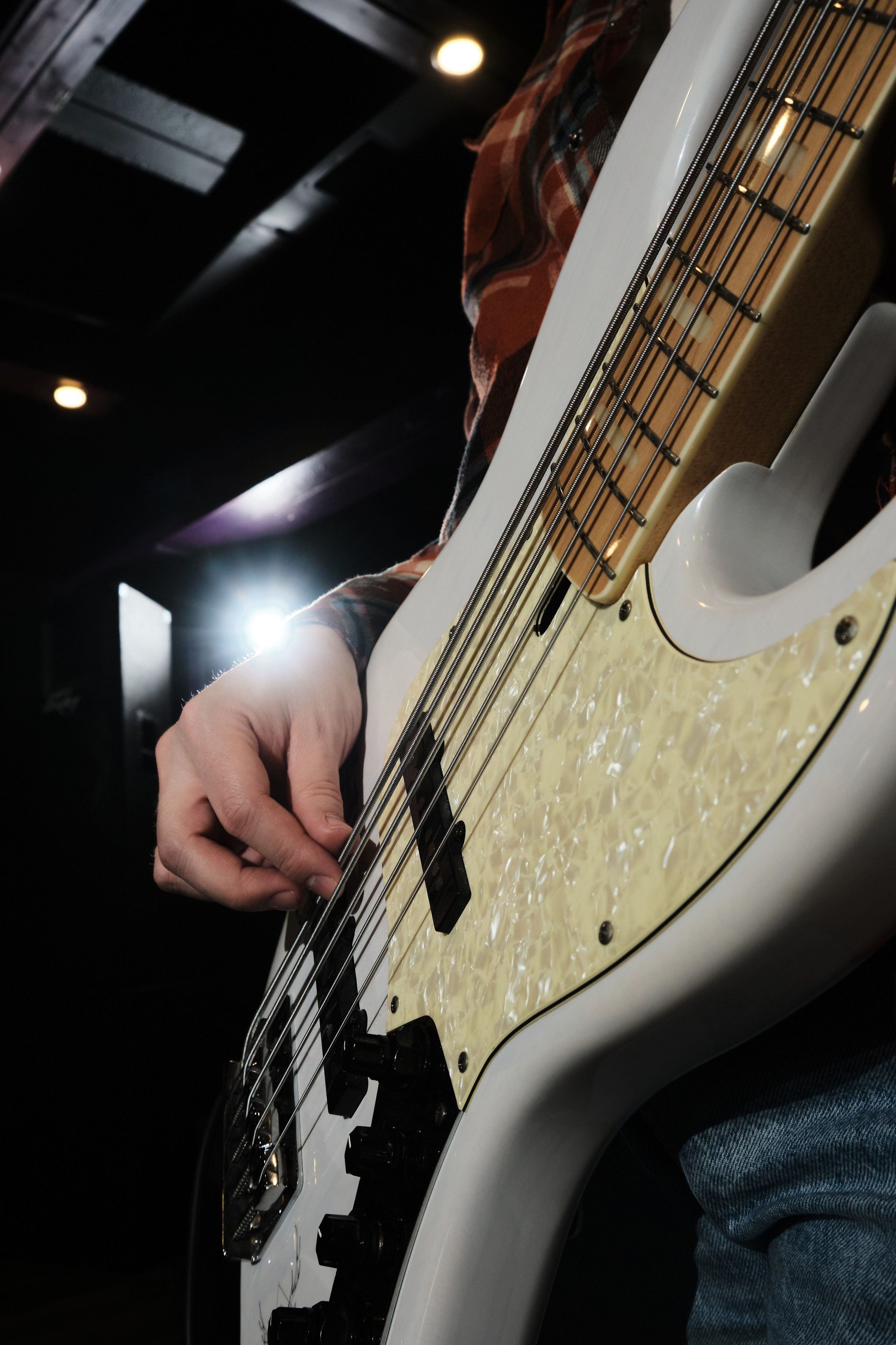 Съемка музыкальных клипов, сниппетов, съемка музыкантов за кулисами, концертная съемка, творческая съемка для музыкальных групп