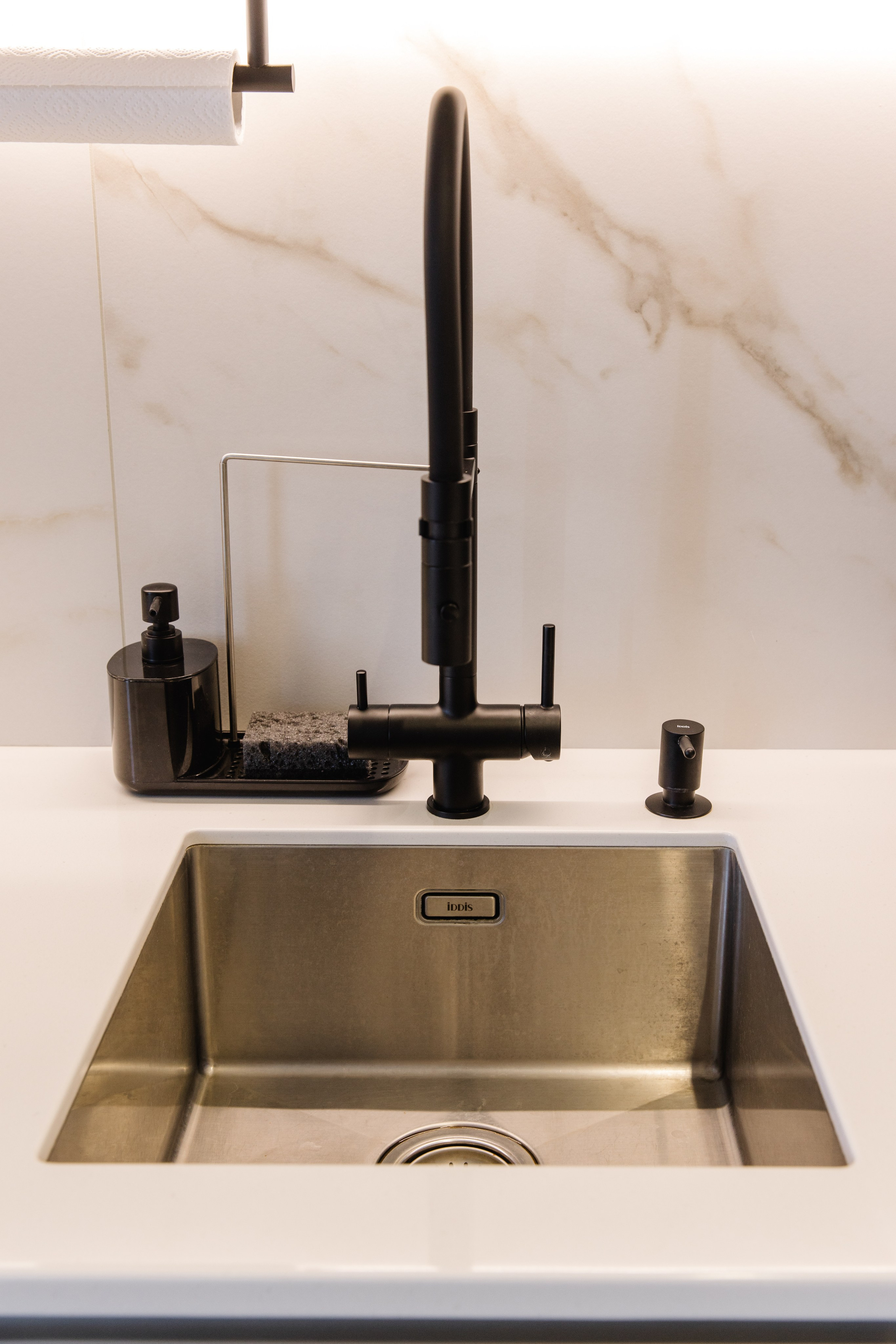 Rozalux. ГУДРУМ — Мебель на заказ в Томске | Кухни | Шкафы | Стулья и Столы