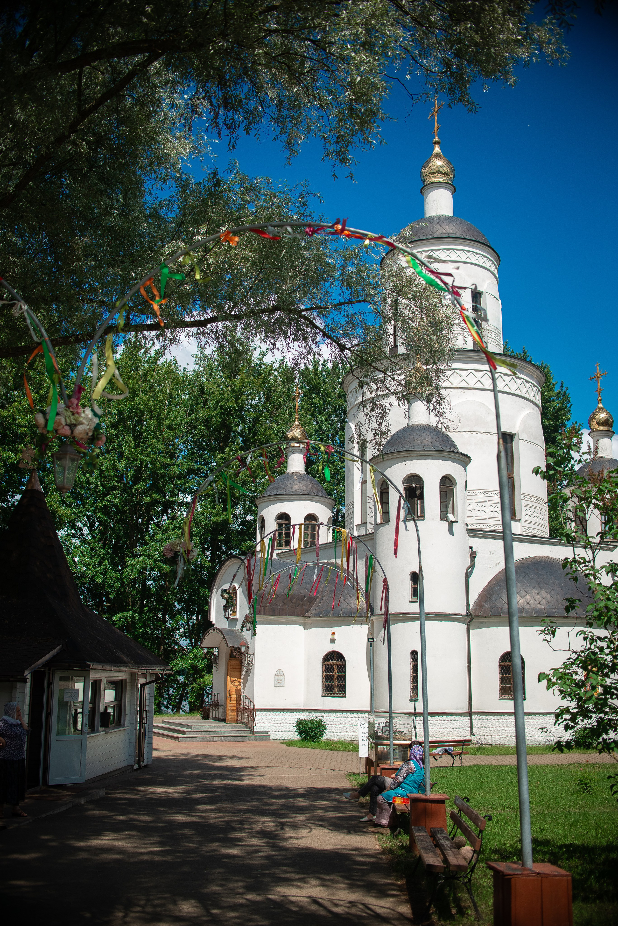 Крещение Дианы в хр. Иконы Минской. Семейный фотограф на выписку из роддома и крещение Минск Настя Гришук