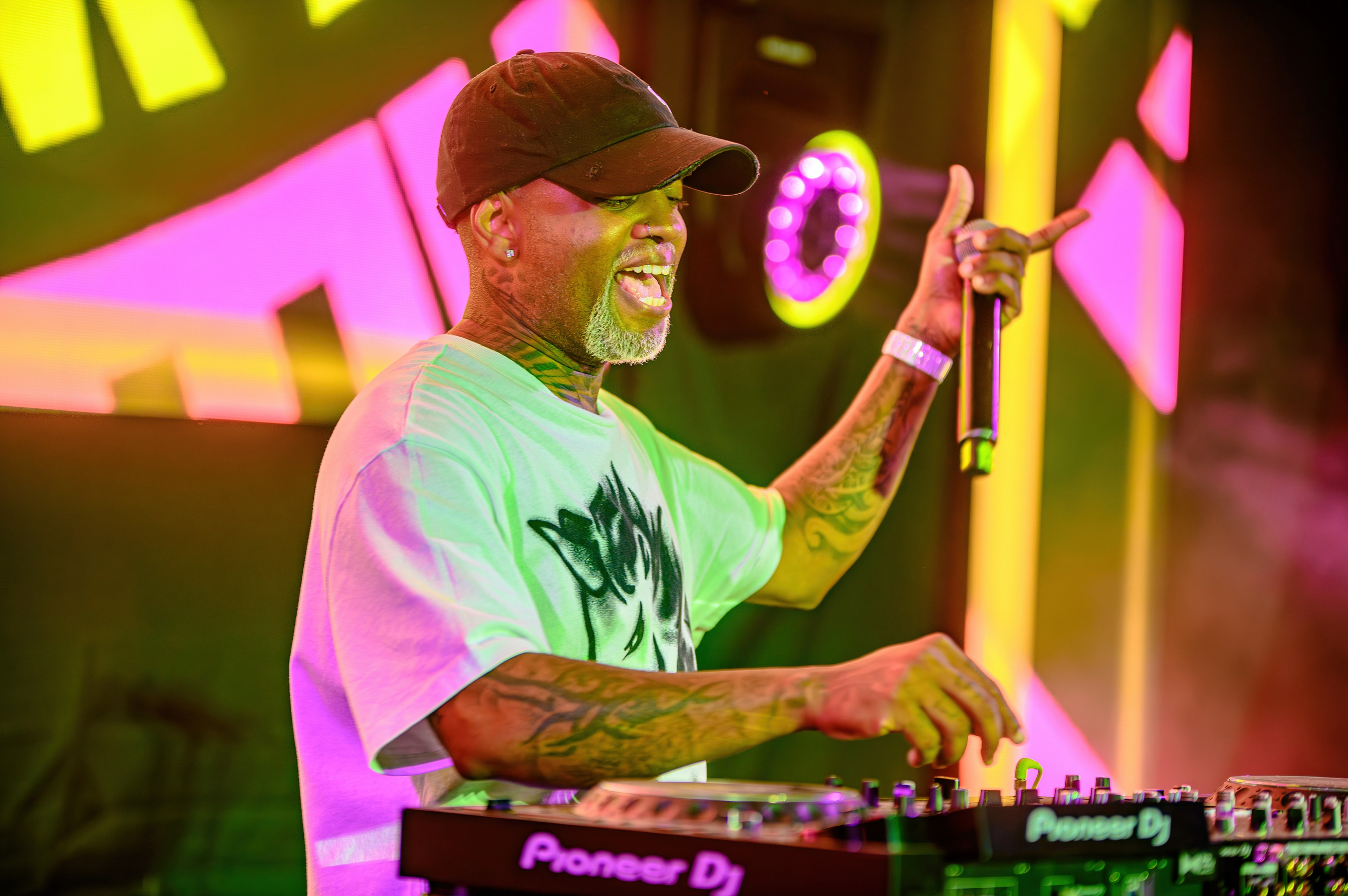 Концерты. Фестивали. Елена Северина фотограф, Алматы: репортаж (спорт, концерты, конференции), предметная и фуд-съёмка, портреты, каталоги, фэшн, ретушь