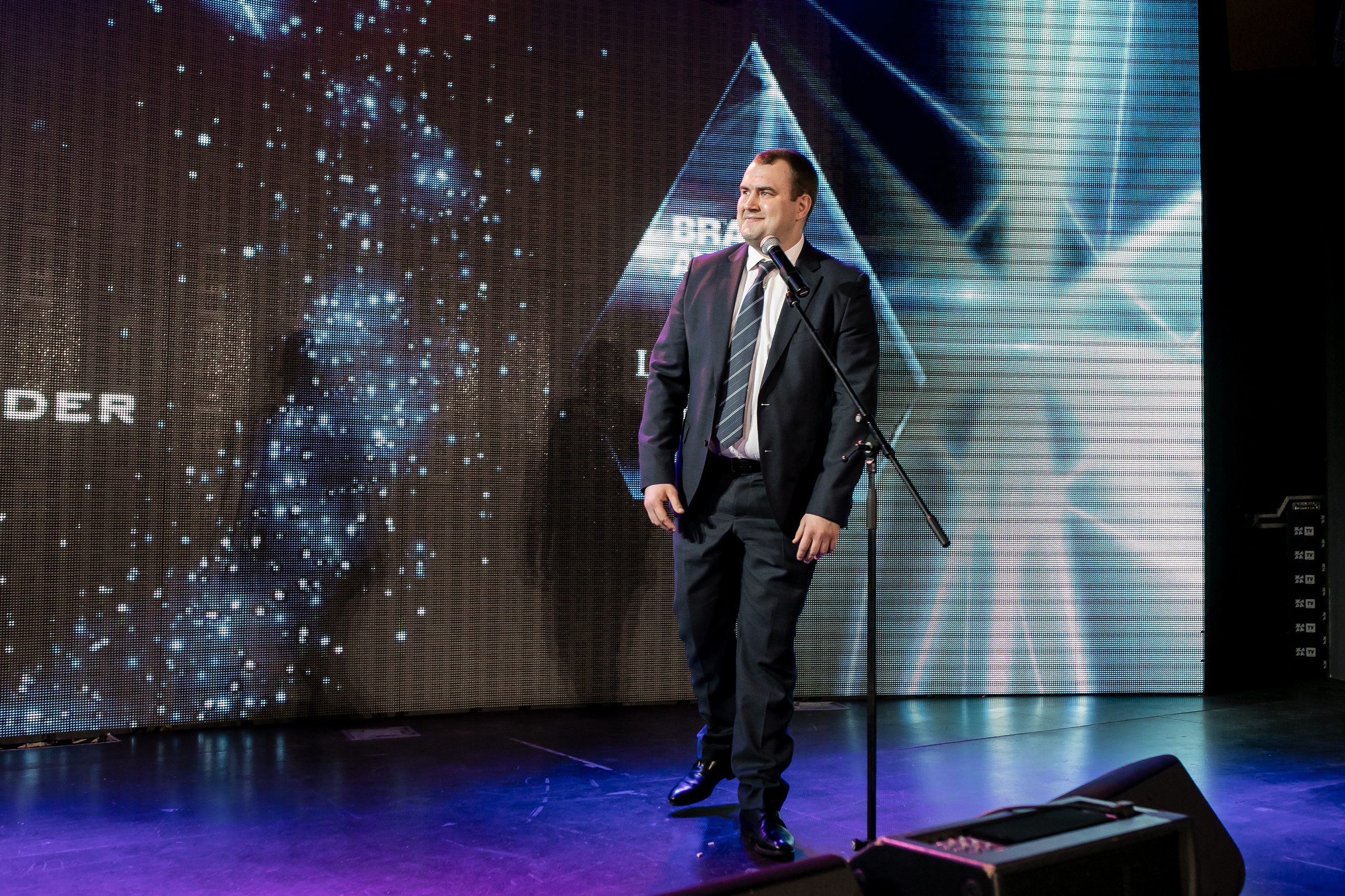 Brand Award. Репортажной и Свадебный фотограф Слава Цесарь