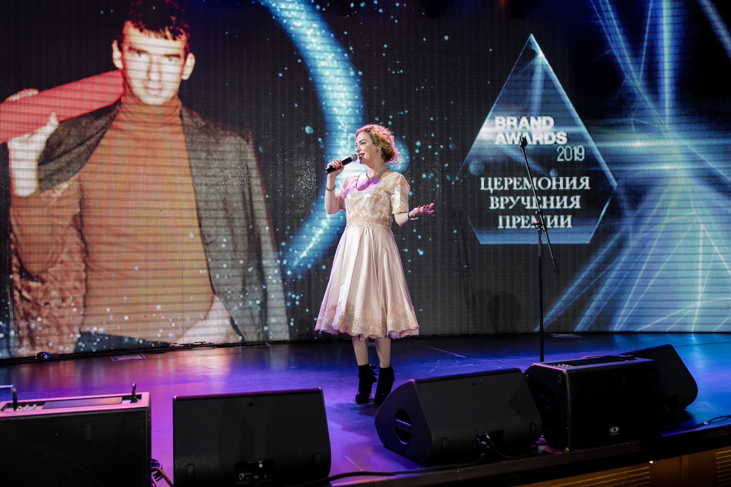 Brand Award. Репортажной и Свадебный фотограф Слава Цесарь