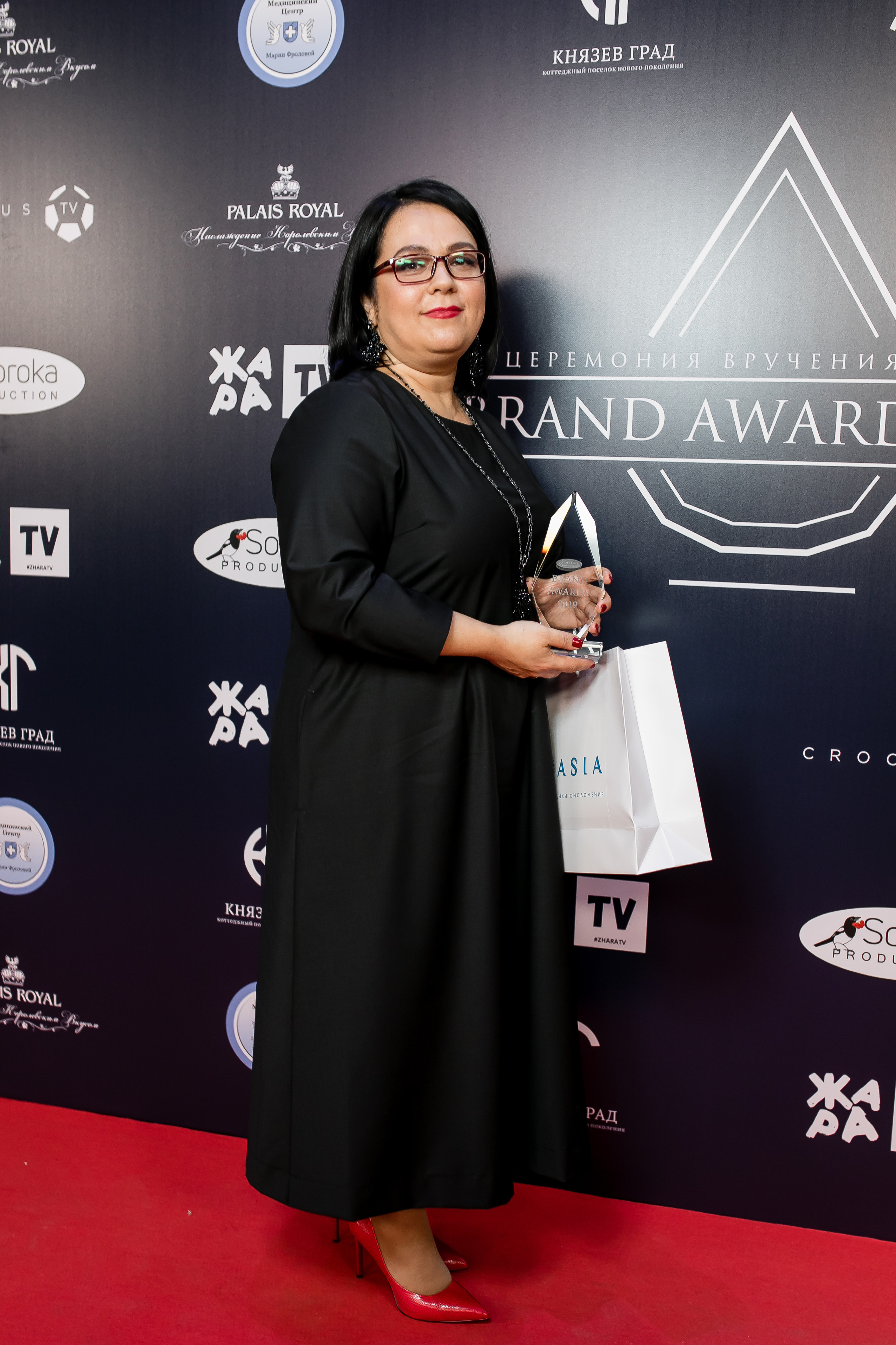 Brand Award. Репортажной и Свадебный фотограф Слава Цесарь