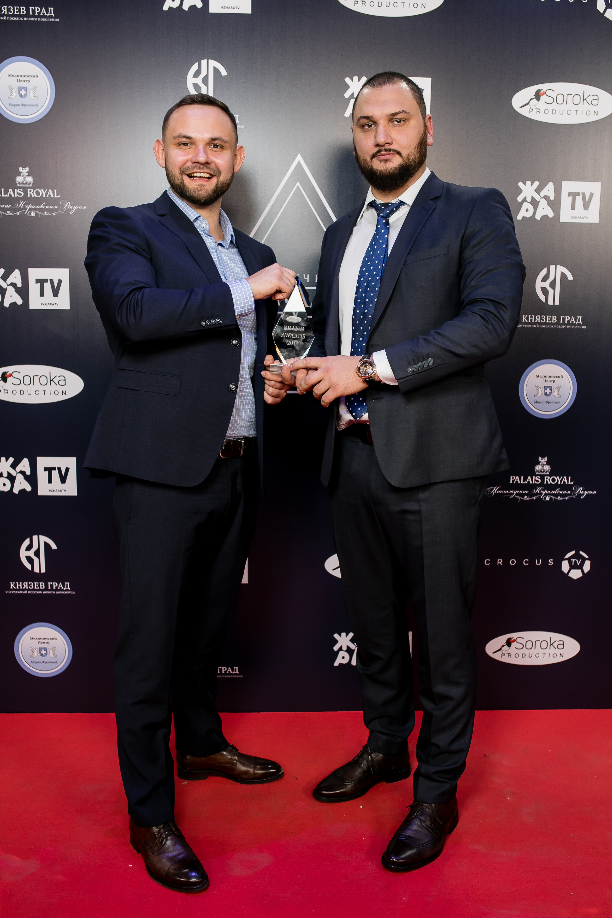 Brand Award. Репортажной и Свадебный фотограф Слава Цесарь