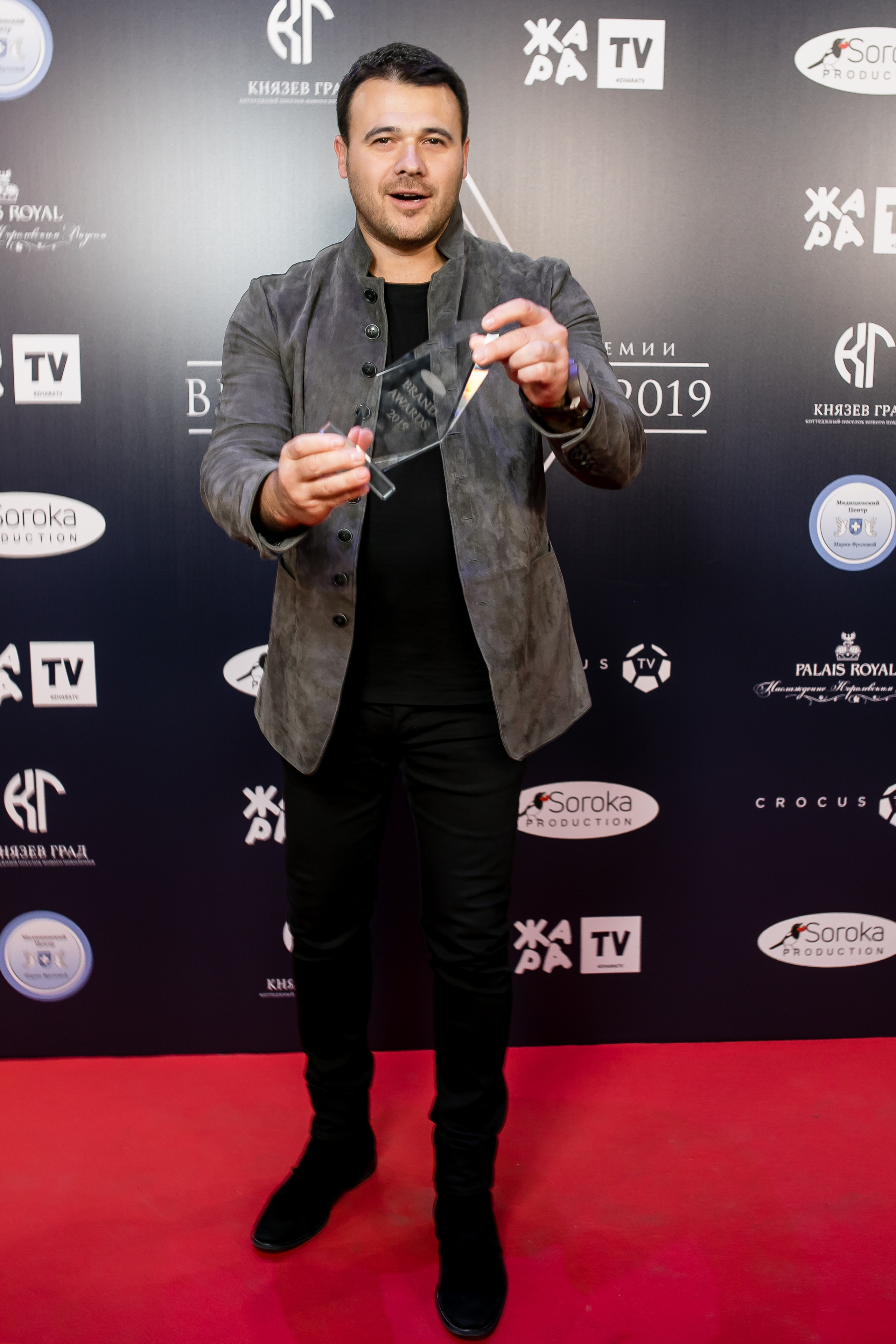 Brand Award. Репортажной и Свадебный фотограф Слава Цесарь