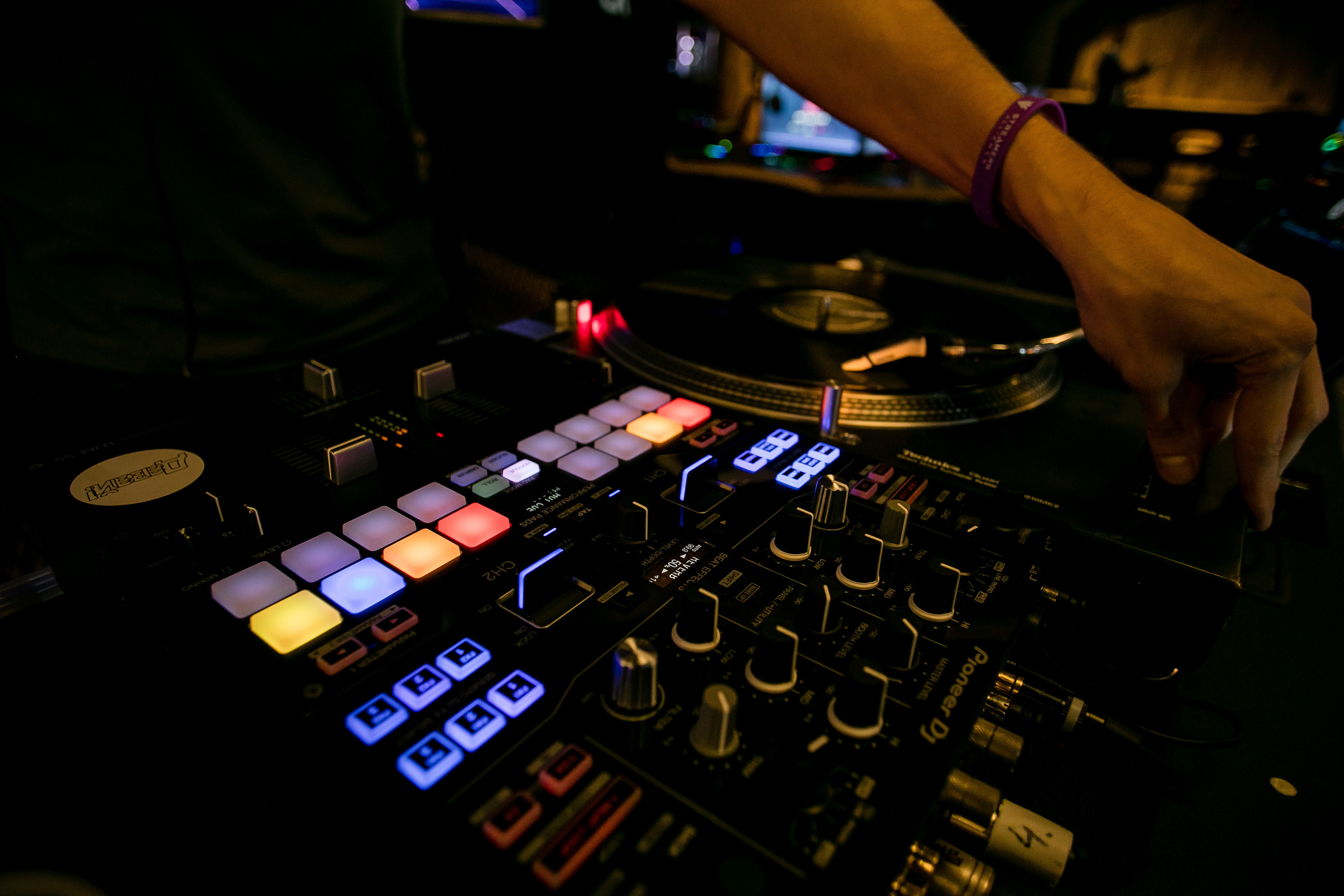 Игромир. Репортажной и Свадебный фотограф Слава Цесарь