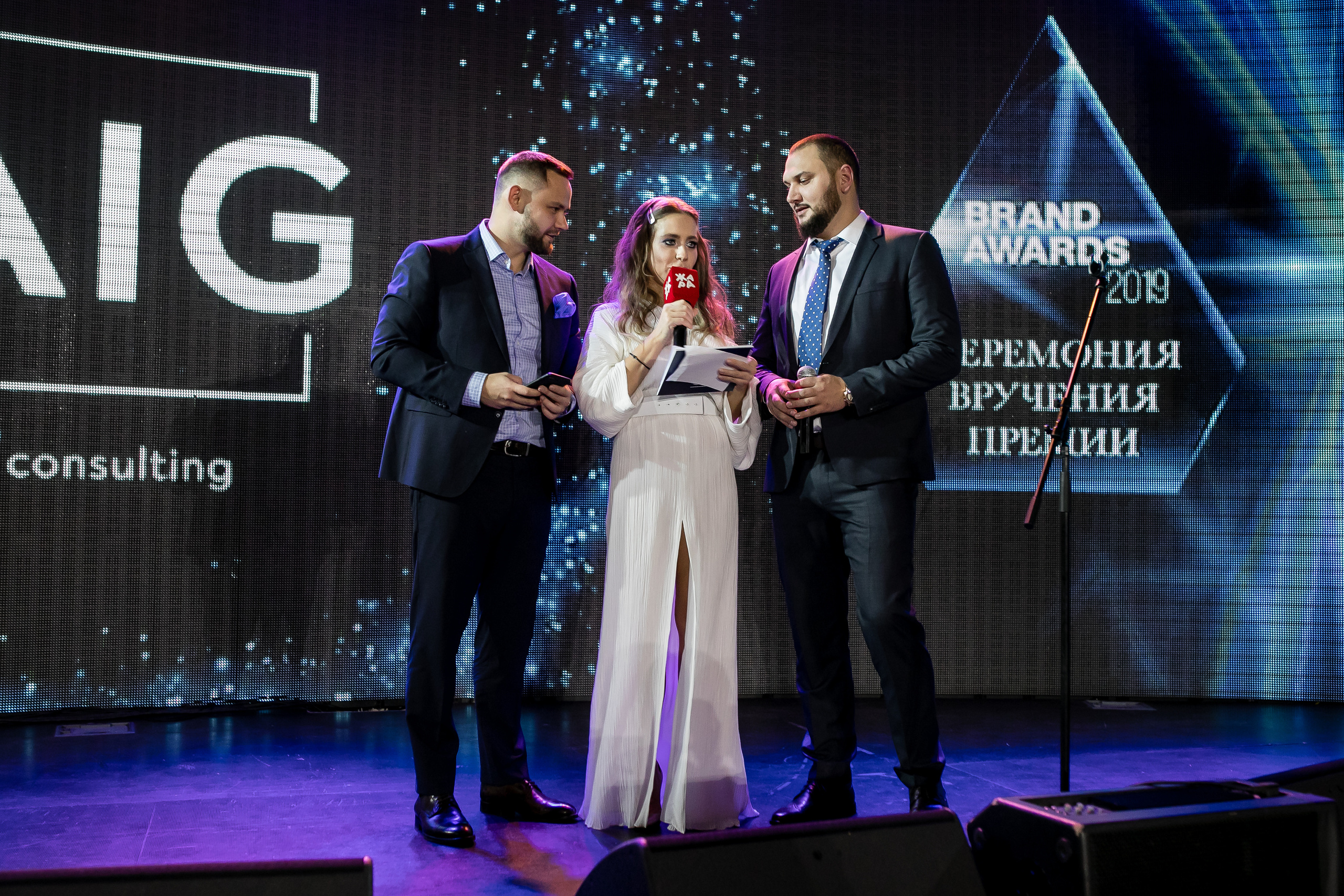 Brand Award. Репортажной и Свадебный фотограф Слава Цесарь