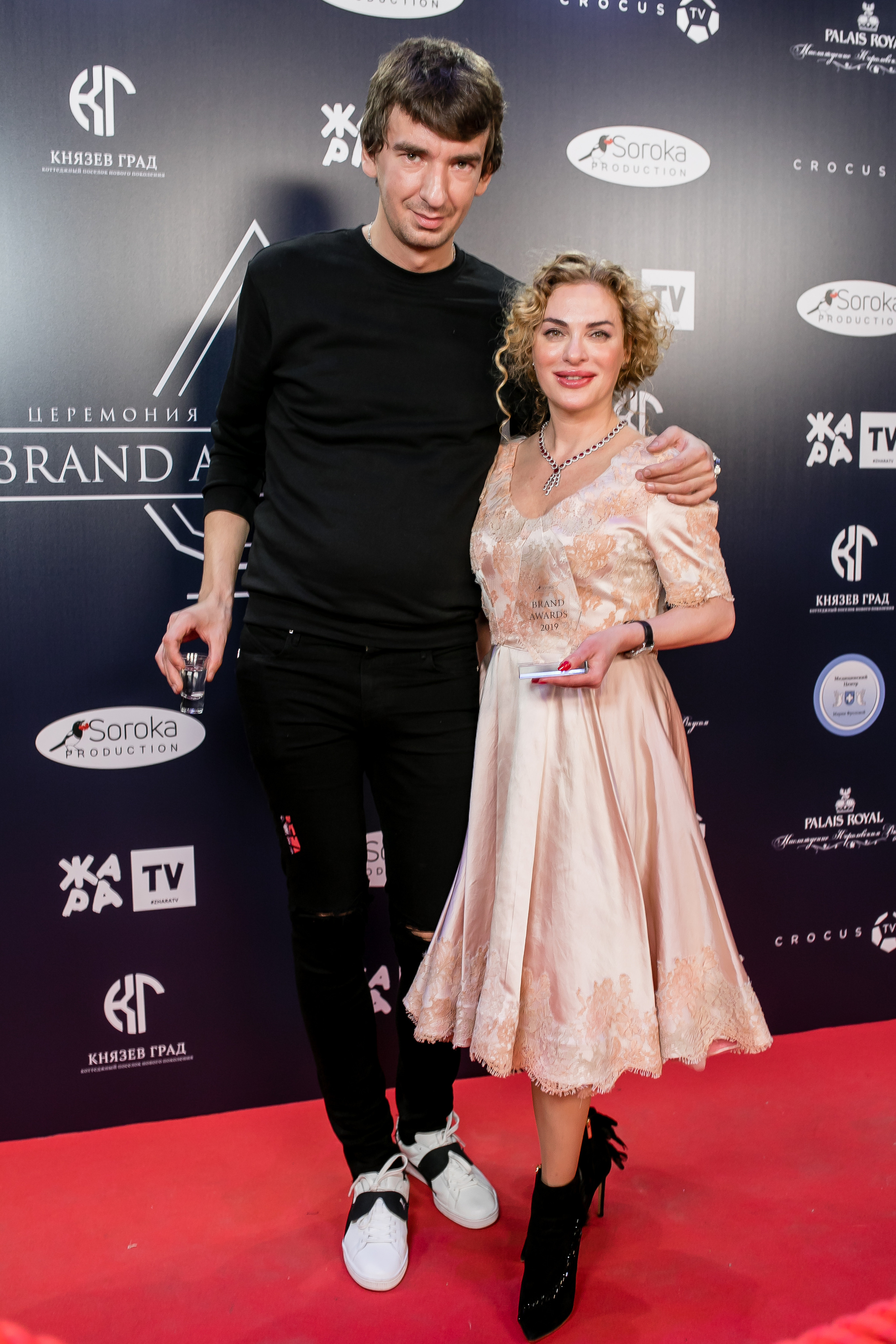 Brand Award. Репортажной и Свадебный фотограф Слава Цесарь