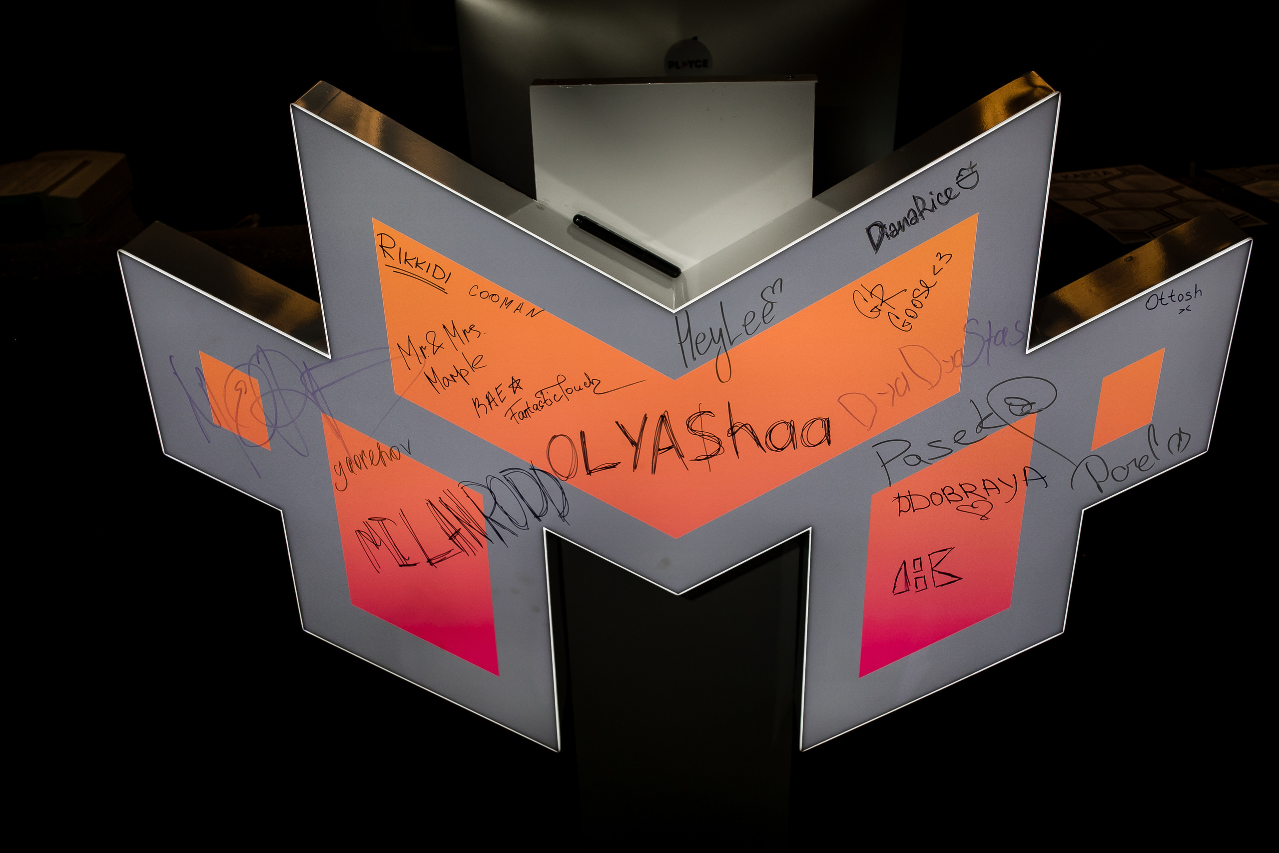 Игромир. Репортажной и Свадебный фотограф Слава Цесарь