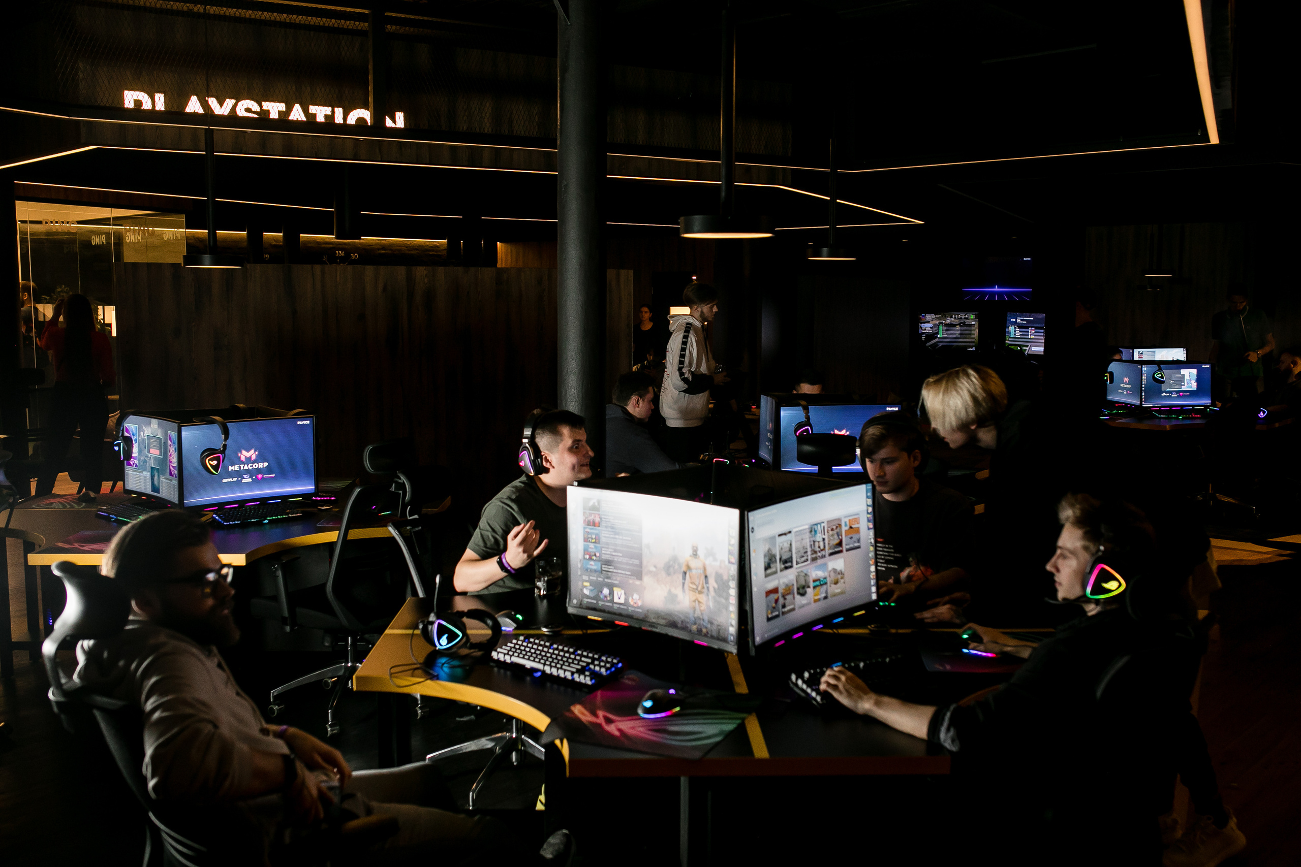 Игромир. Репортажной и Свадебный фотограф Слава Цесарь