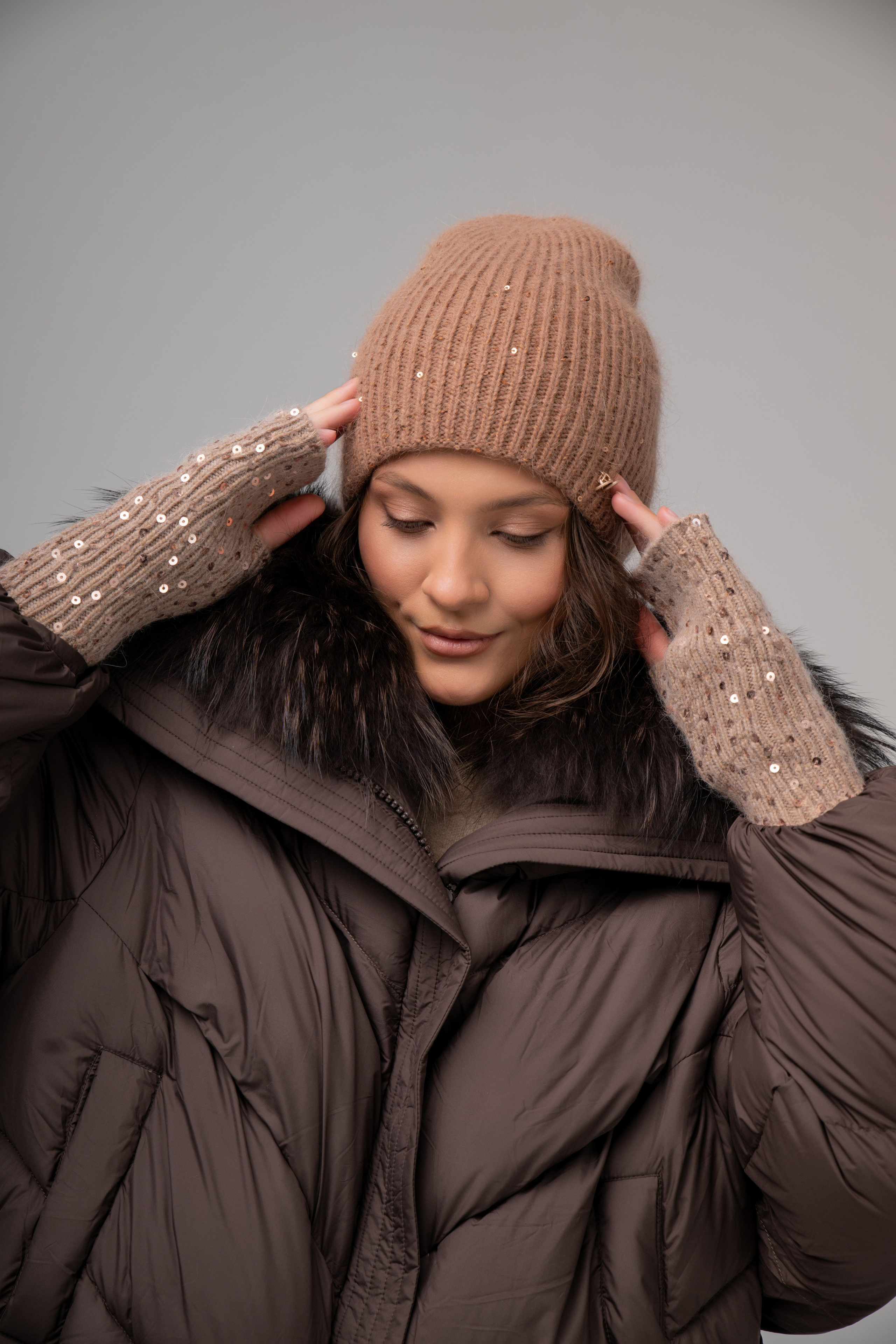 С нами тепло. Фотограф Ярмишко Дарья. Выпускные фотокниги