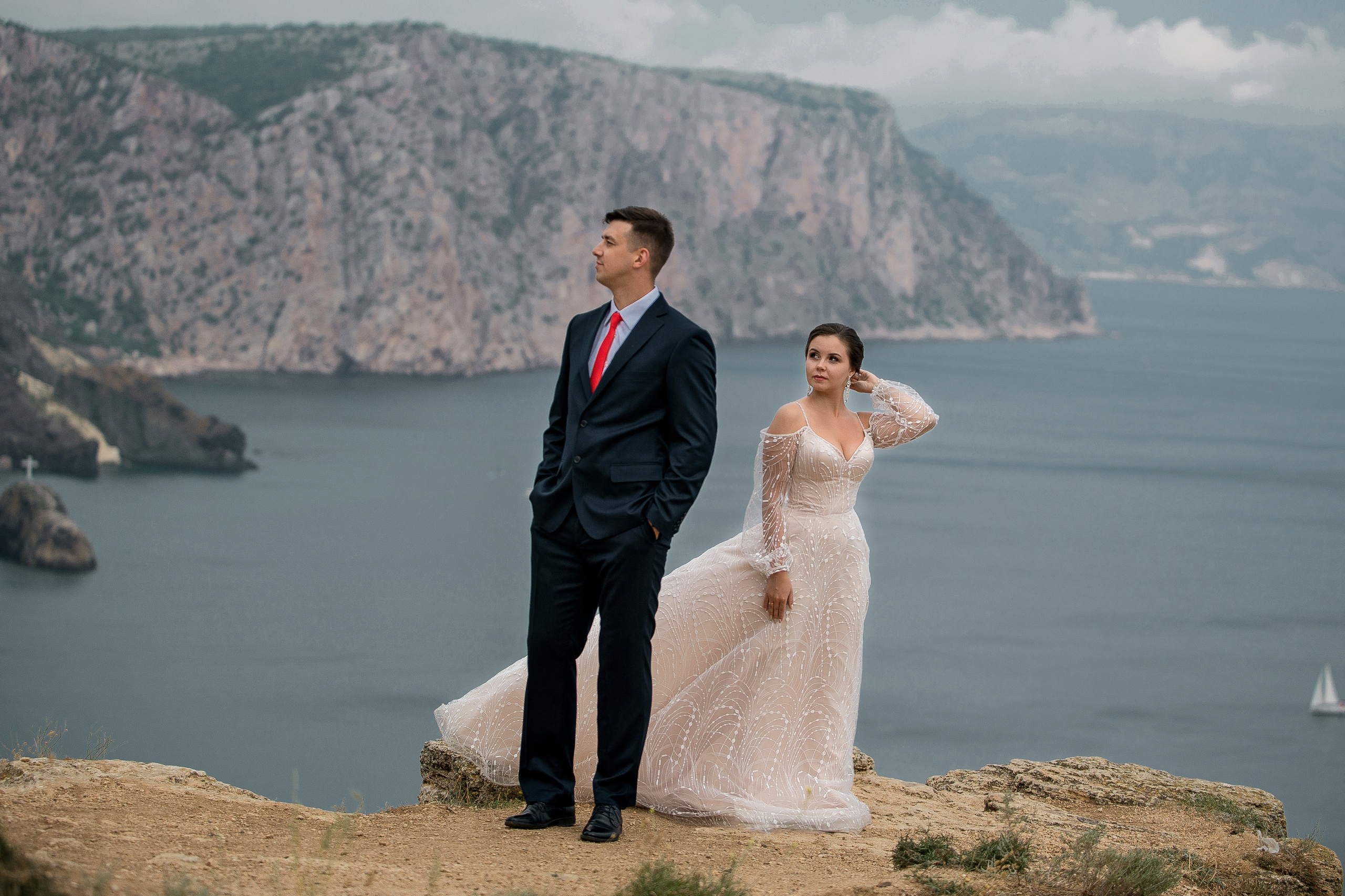 Стоимость свадебной фотосессии на целый день от утра невесты до банкета