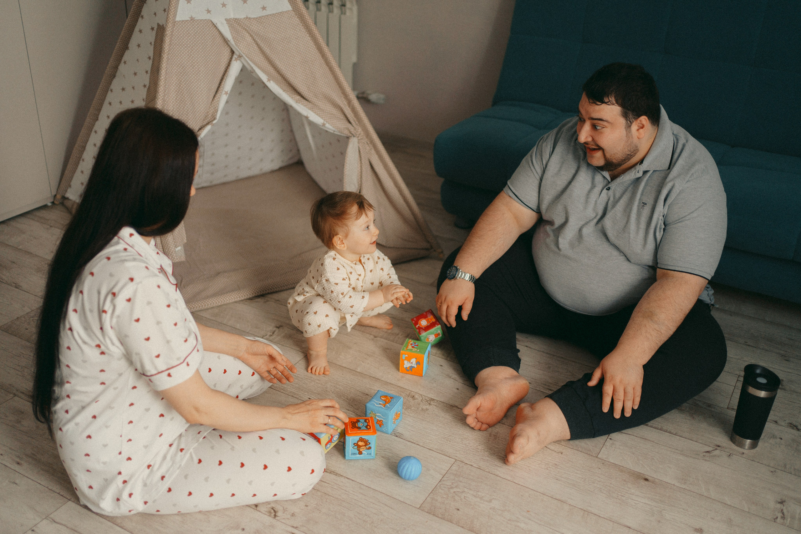 Домашняя съёмка для Андрея, Алсу и Алисы. Фотограф Анна Кузнецова | Казань | Красная Поляна, Сириус, Сочи