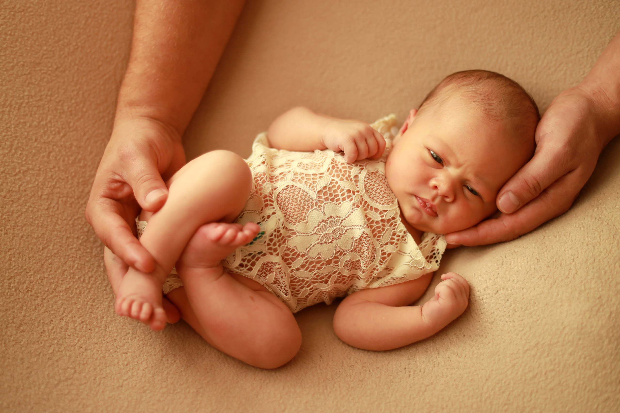 Ньюборн съёмка в студии. Семейный и Детский фотограф в Краснодаре Дарья Насаченко