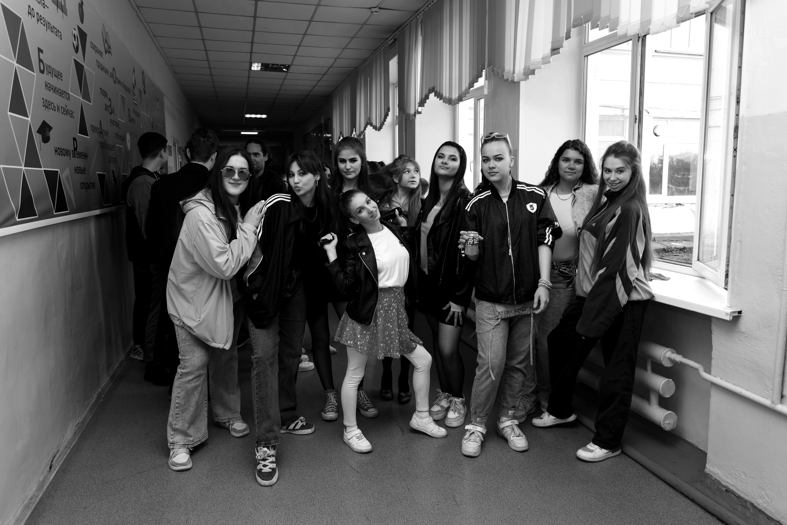 11 класс день не послушания в школе. Фотограф Любовь Корниенко, Примоский край