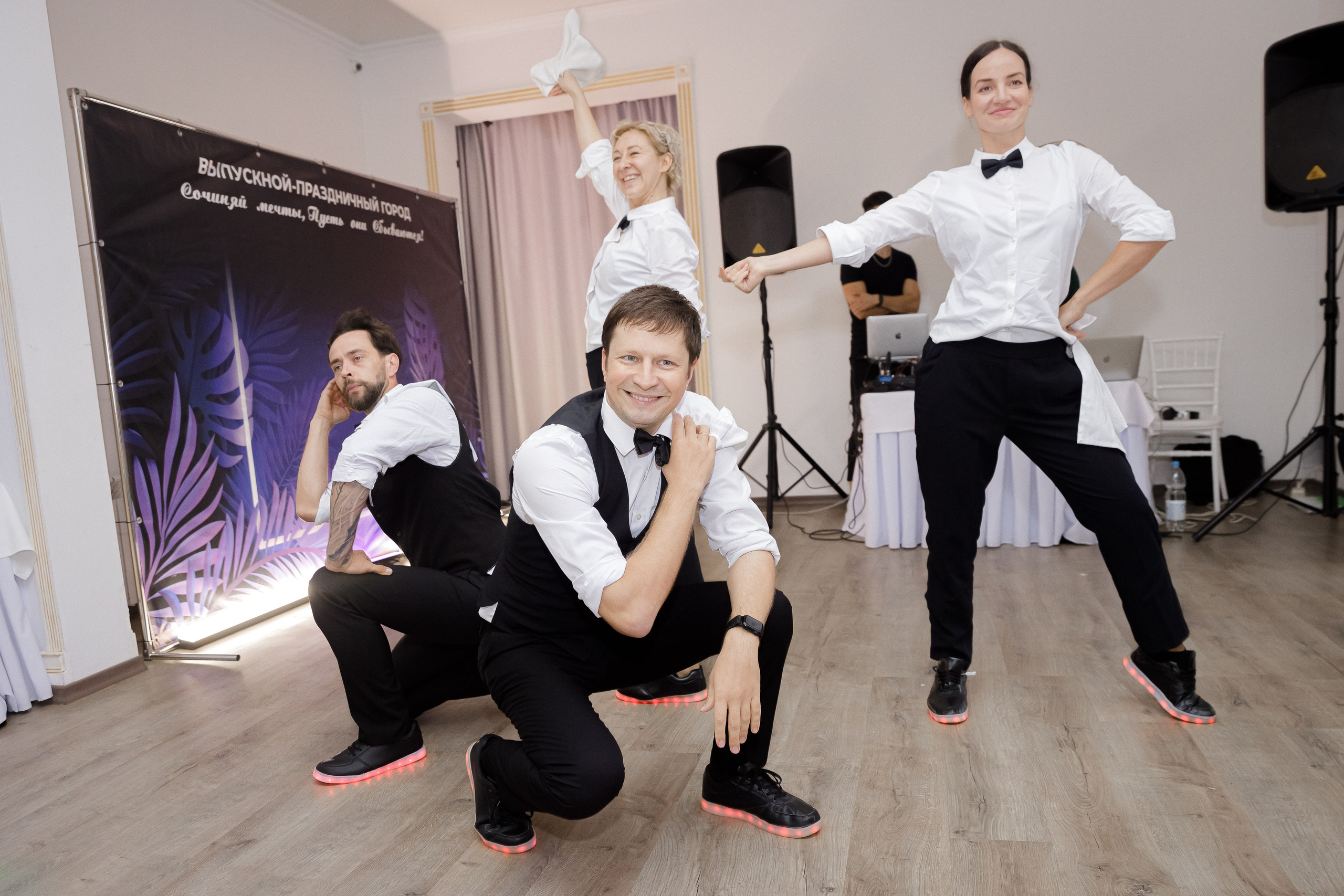 18.06.2024 Выпускной Банкетный зал 11ФМ. Маша Гонтарь Семейный домашний репортажный фотограф в Санкт-Петербурге