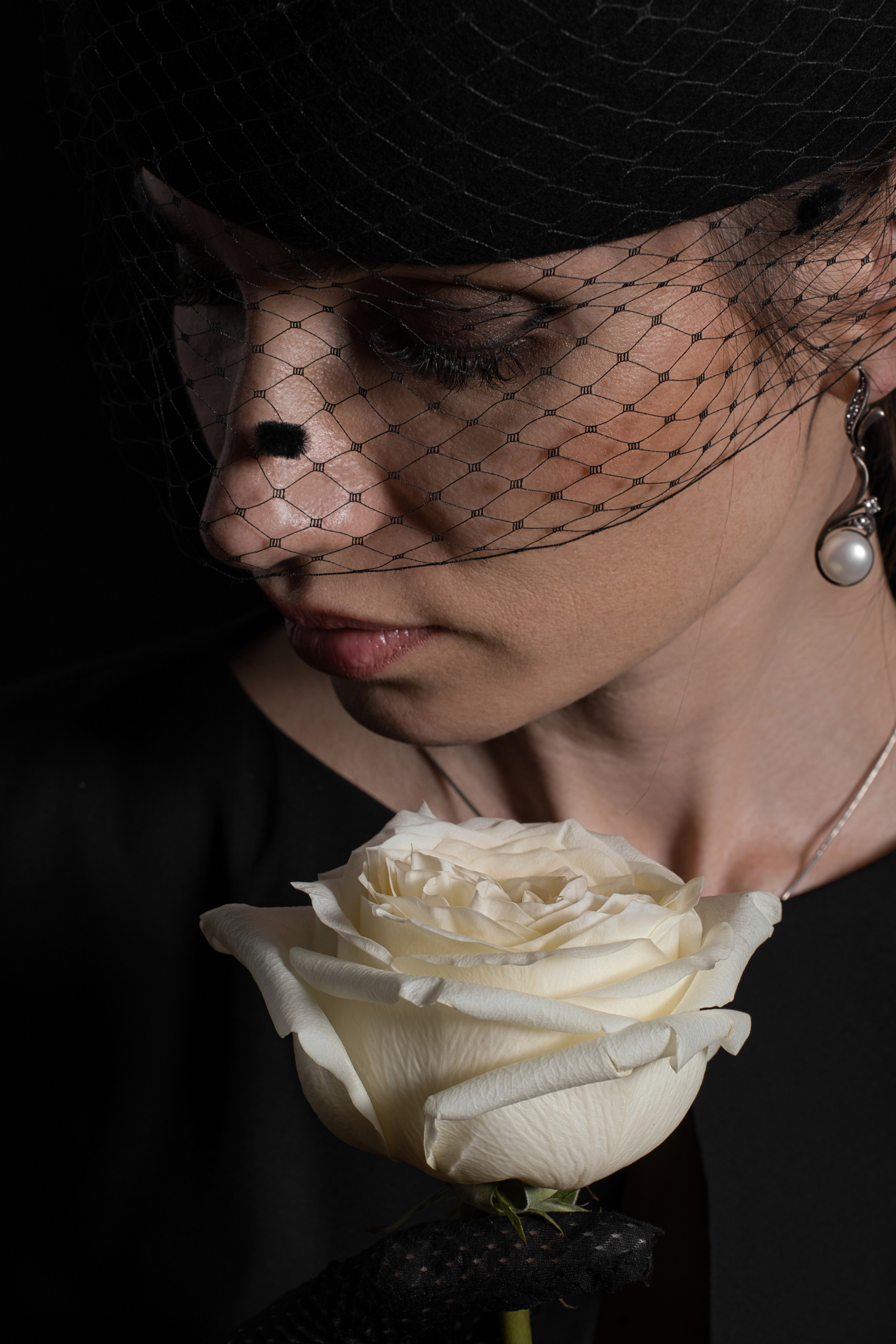 Роза в вуали. Фотограф Денис Кривопусков