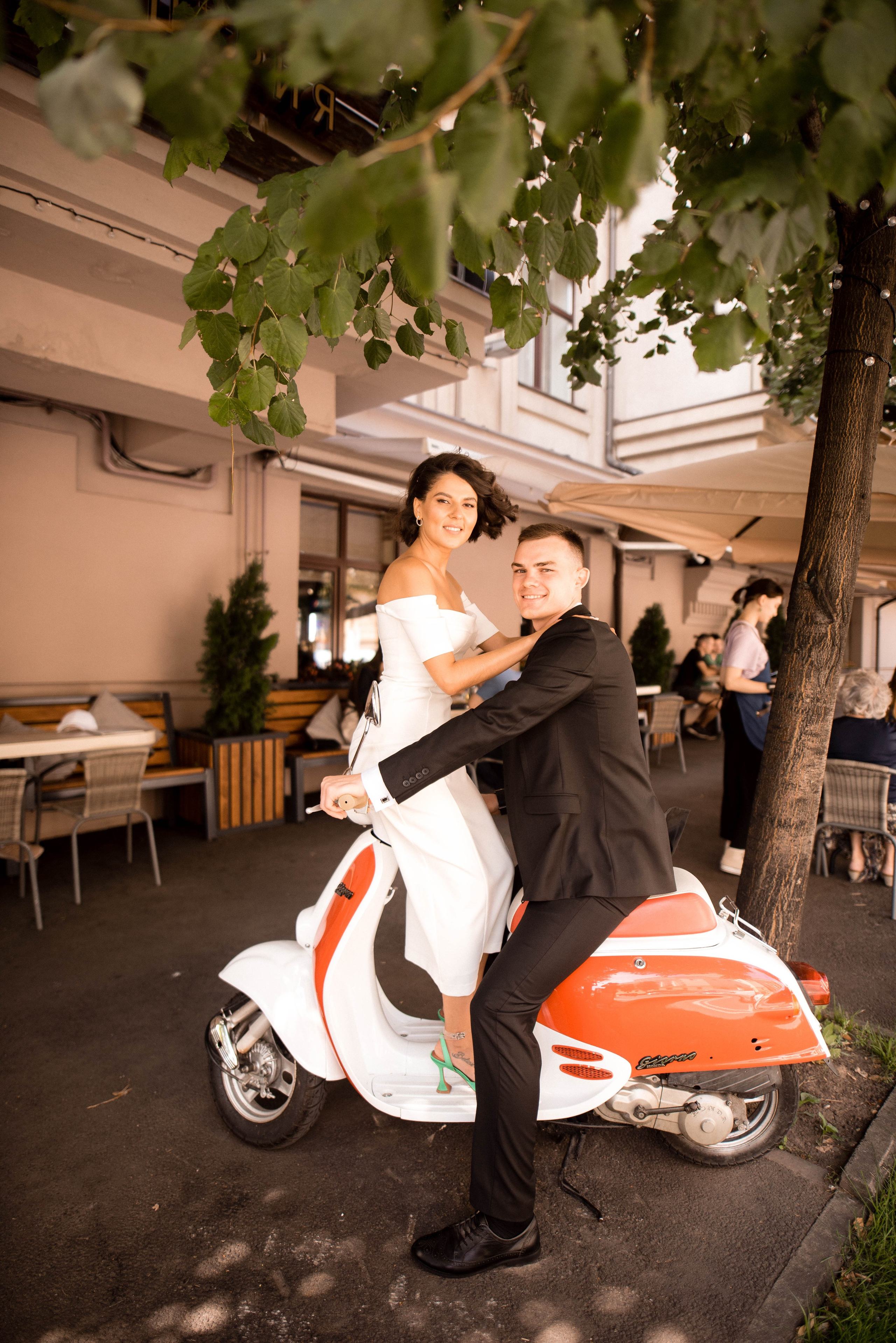 Айгуль и Юрий. Главная