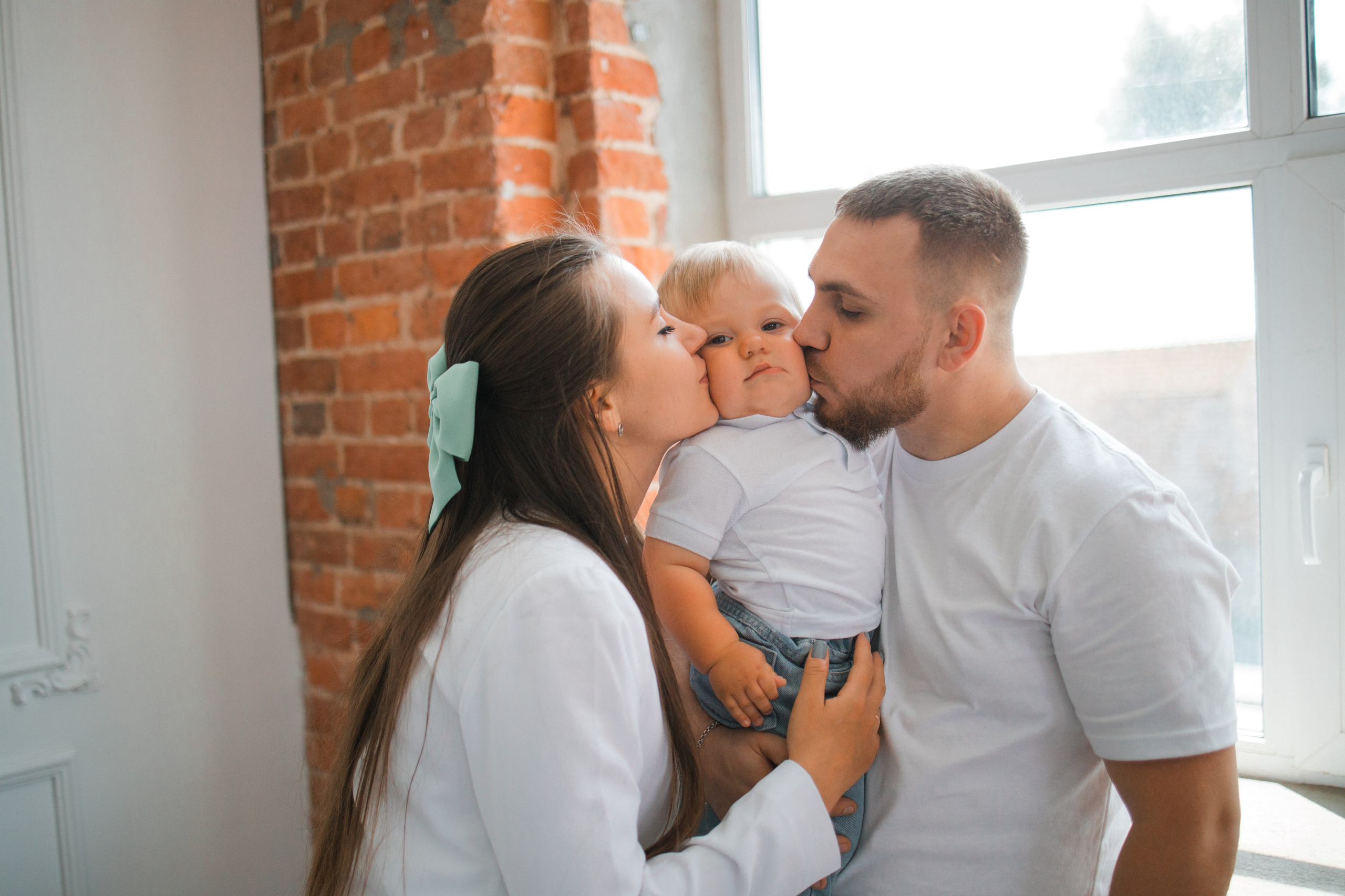 Фотосессия с ребенком в фотостудии. Выпускные альбомы в Серпухове