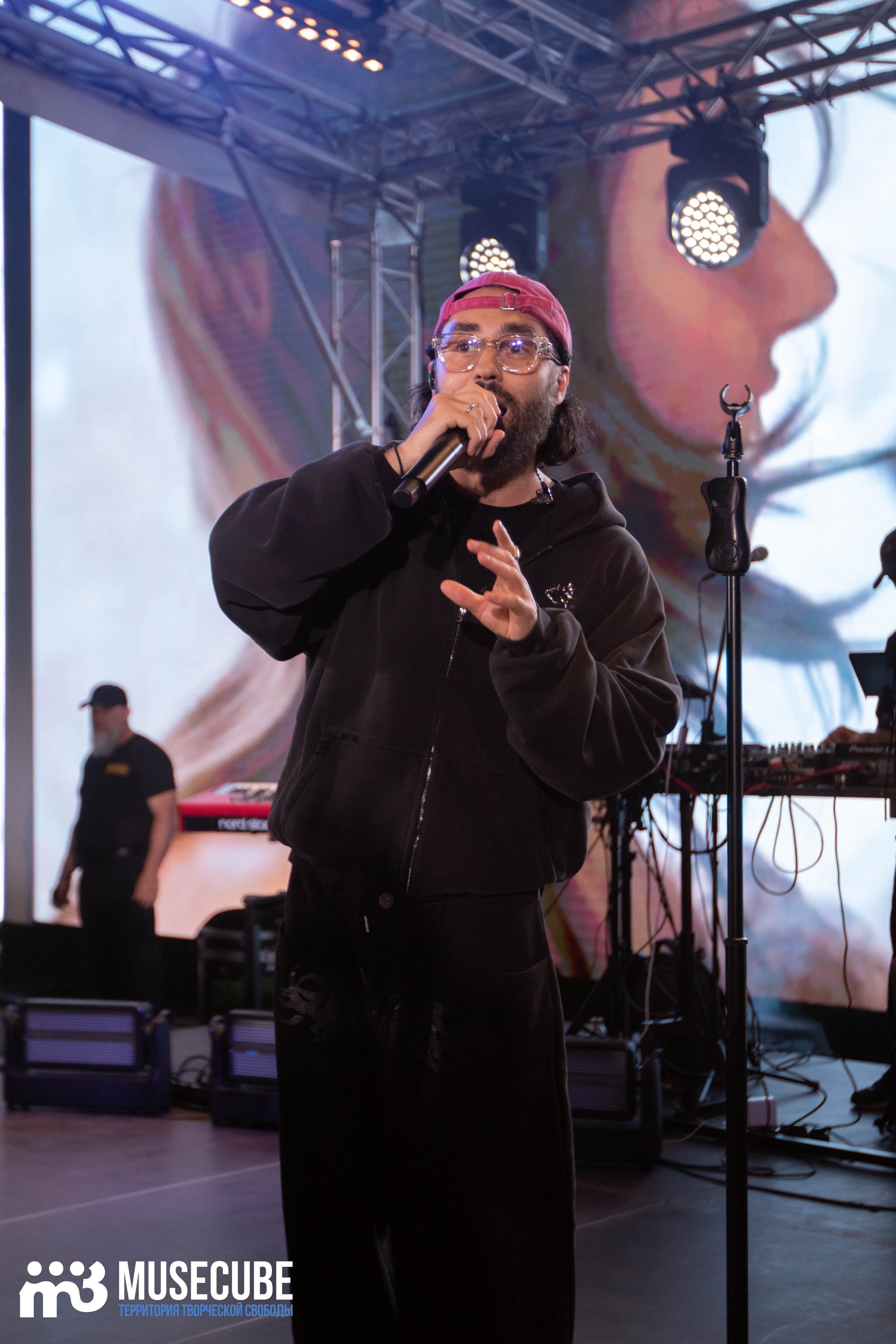 МОТ. Концертный фотограф