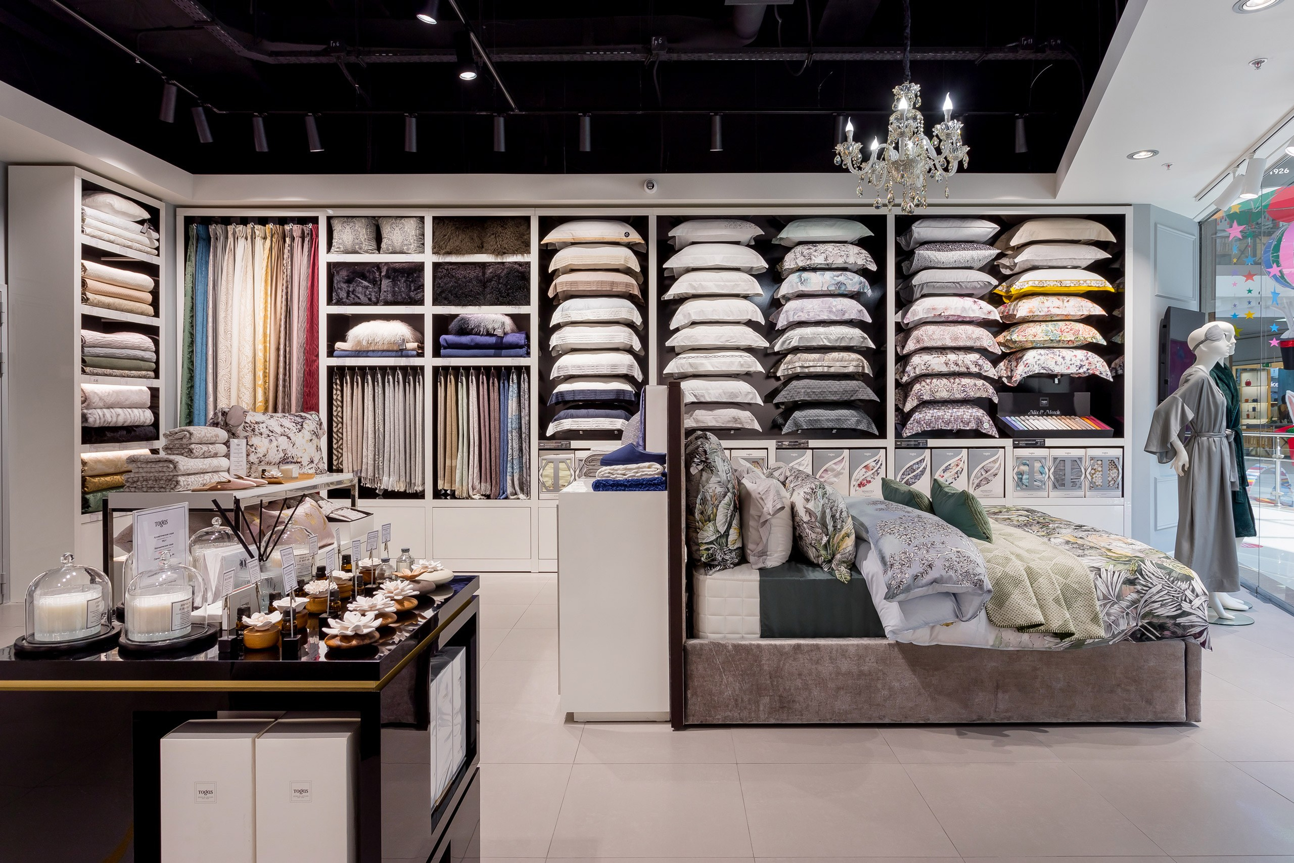 Shops. Interior photographer Vitalii in Portland and Vancouver