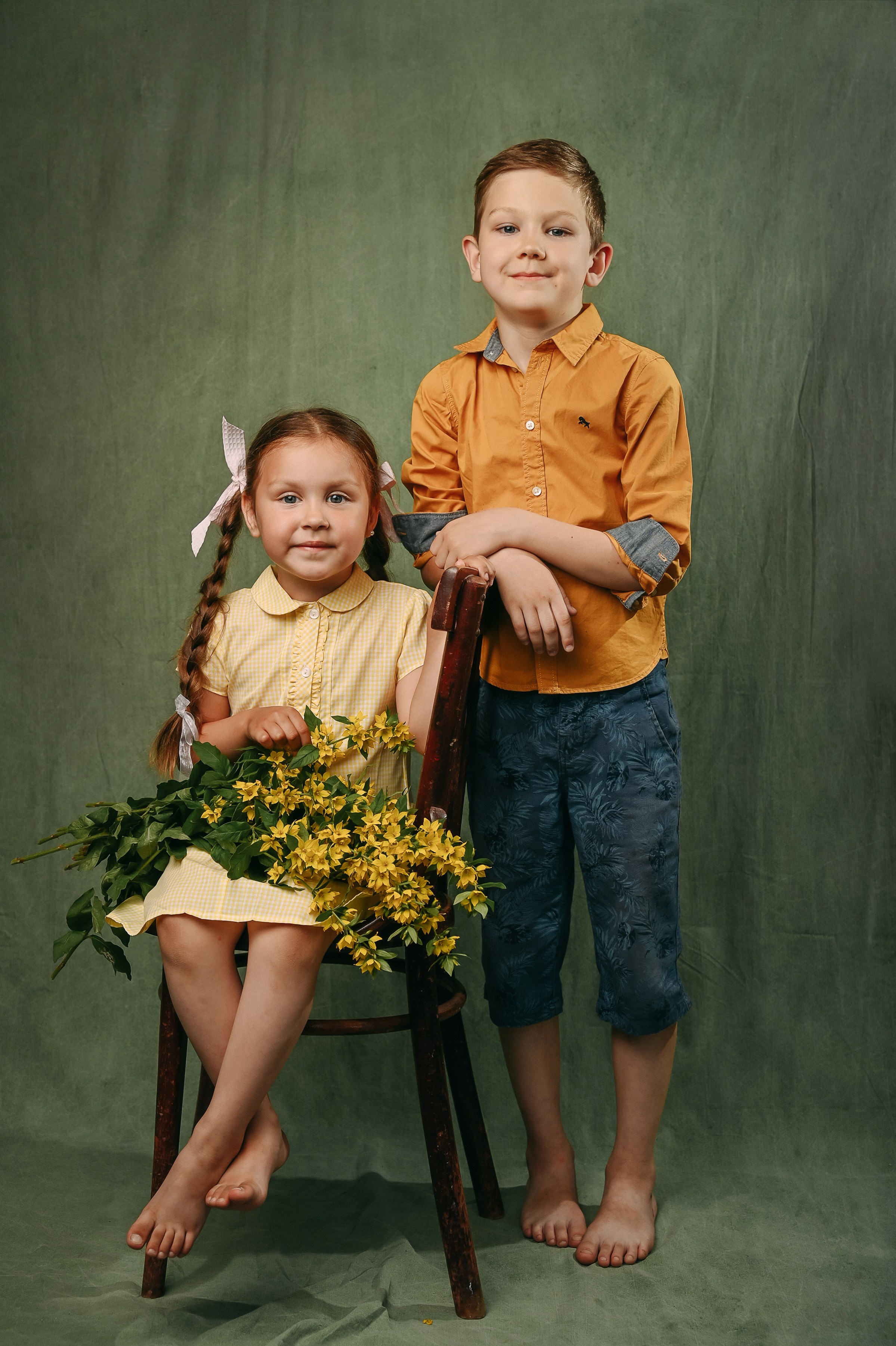 Портреты с цветами. Детский и семейный фотограф