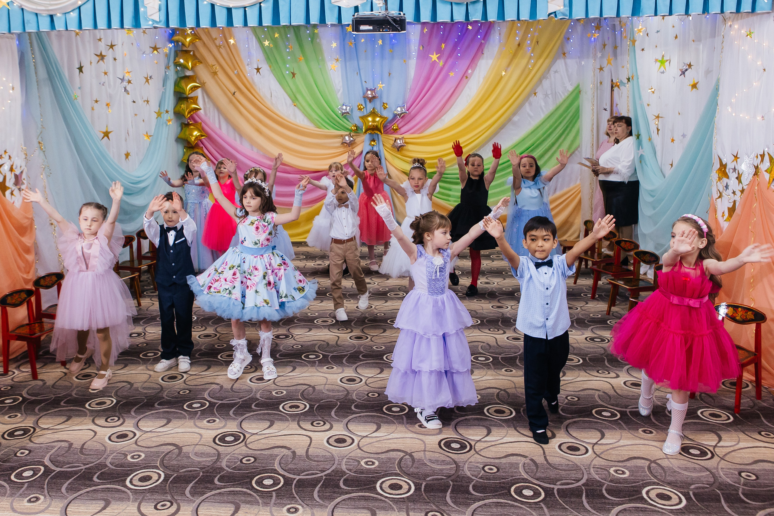 Д/с Сказка Выпускной. Свадебный, семейный фотограф. Выпускные альбомы в Коченёво / Новосибирск. Наталья Байкуш
