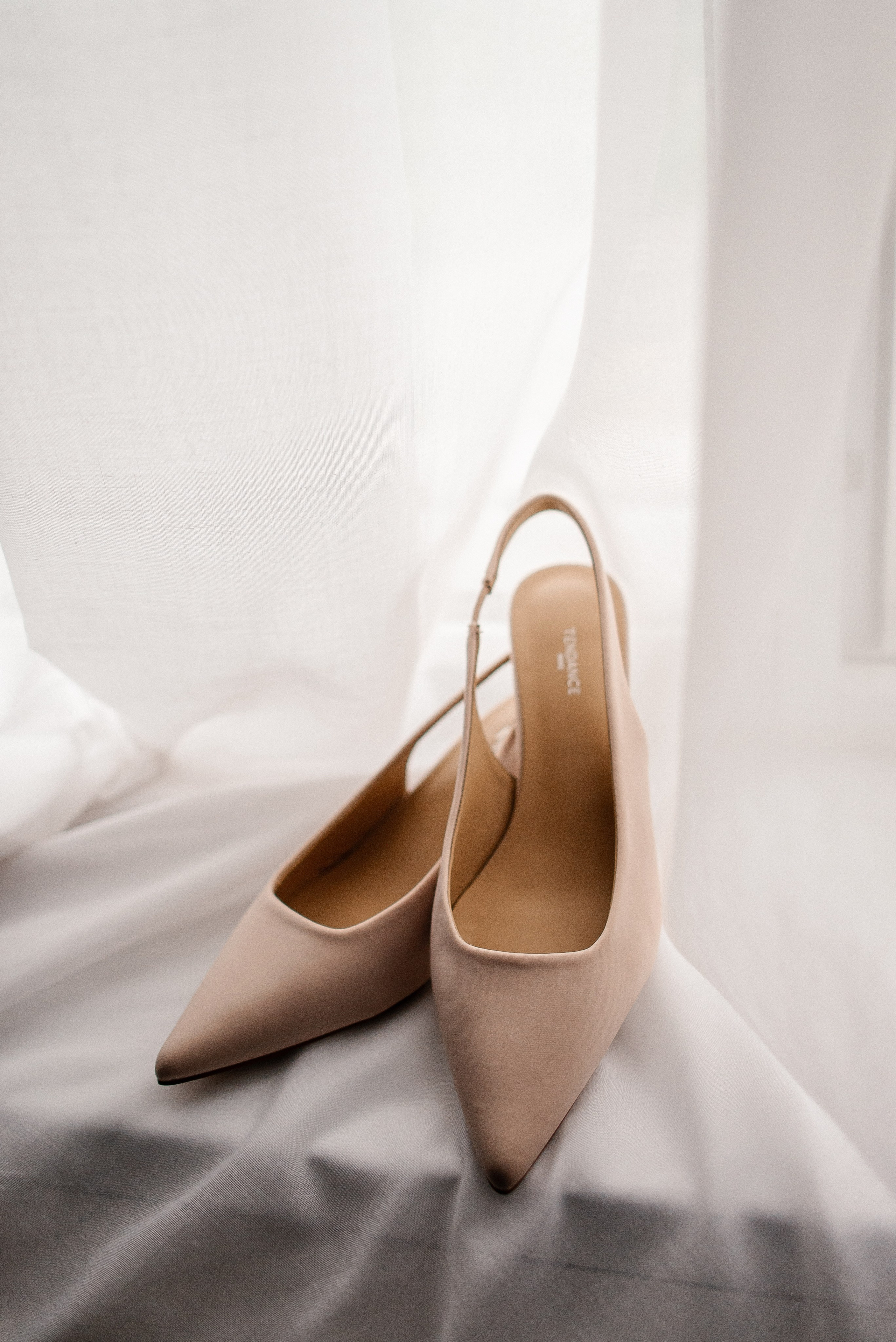 Михаил и Эмилия. Свадебный фотограф Курск Артем Духтанов