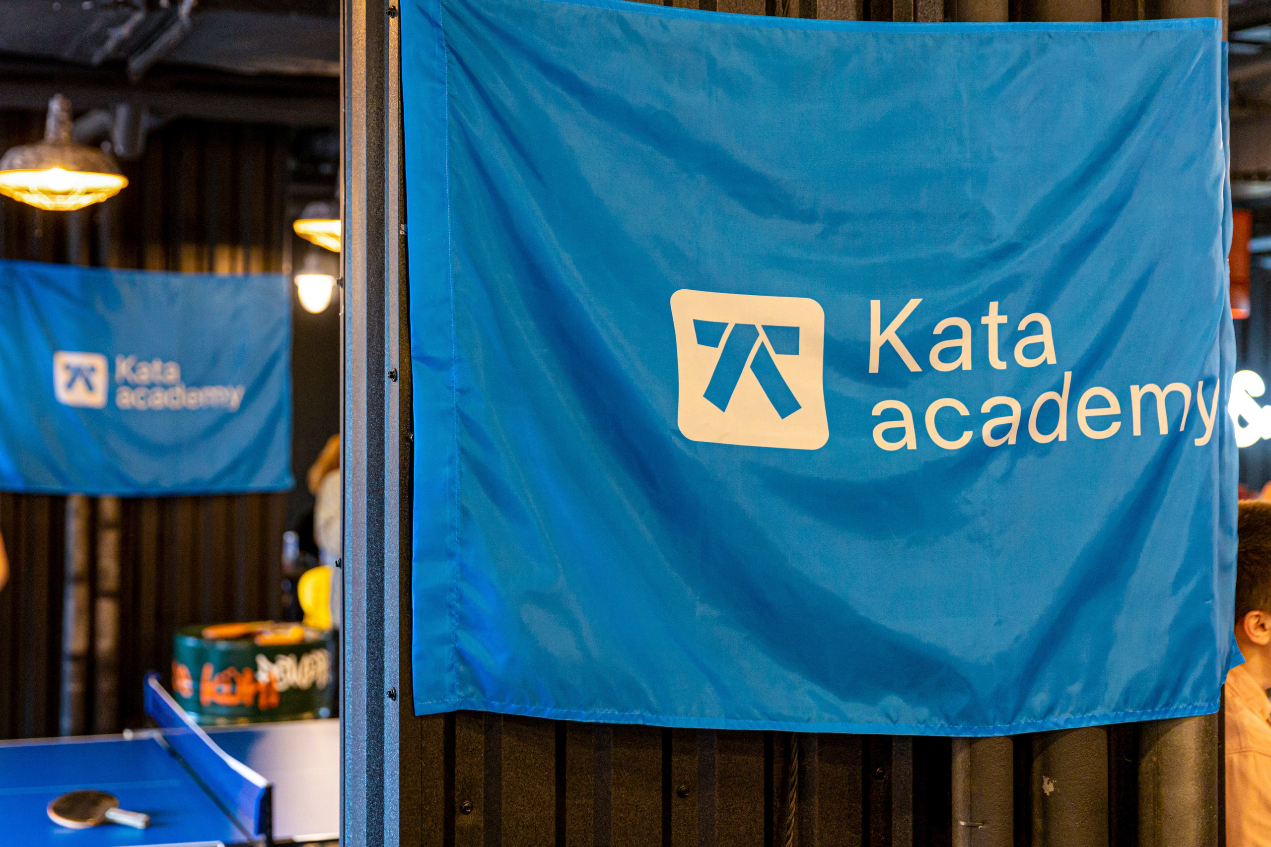 Kata Academy. Фотограф на праздник, корпоратив, День Рождения и Юбилей в г. Санкт-Петербурге Алексей Анкушев