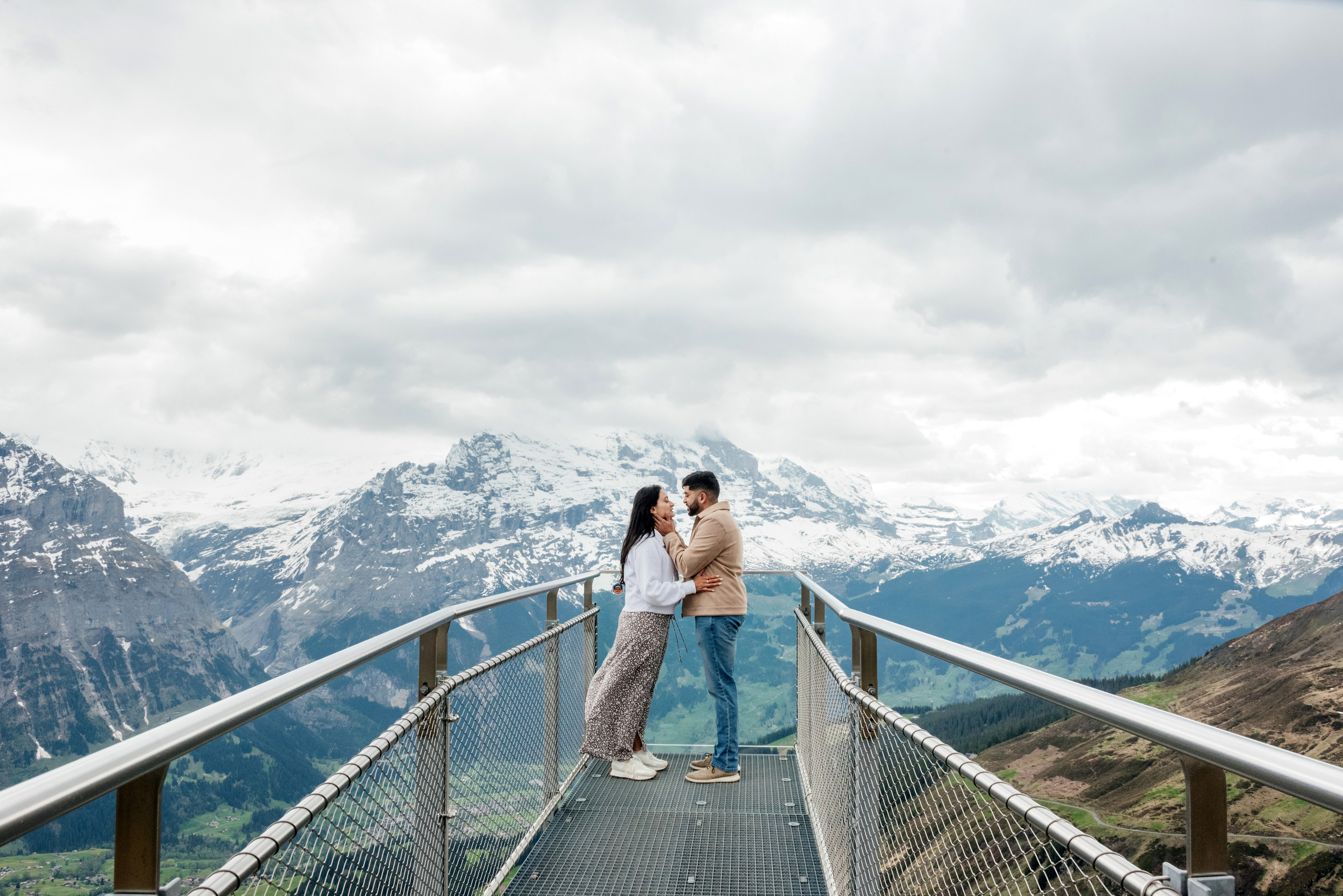 Bijal & Nihar (Grindelwald). Photographer in Interlaken area
