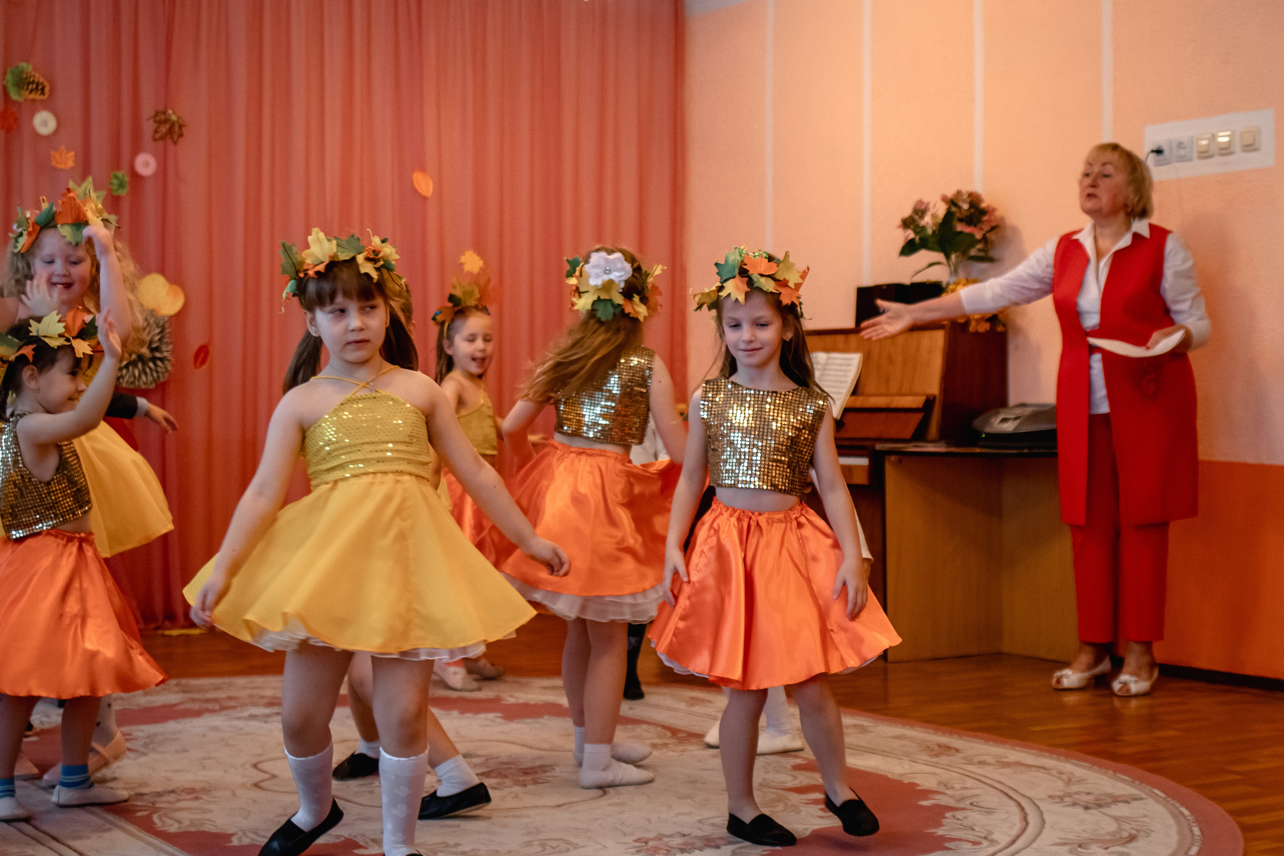 Осенний праздник в детском саду. Маргарита. Семейный фотограф в Минске Приболовец Светлана