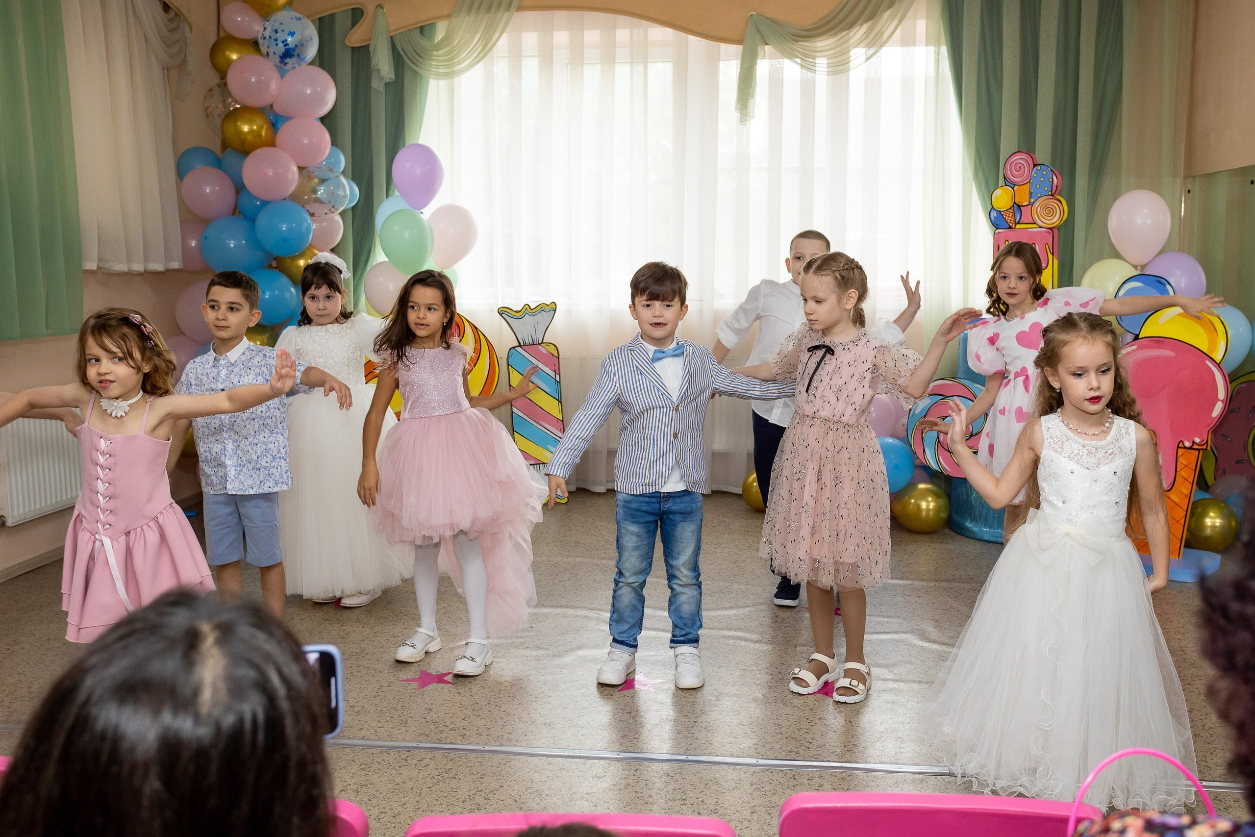 Выпускной Детский сад, 2 часа, 8000. Выпускные альбомы Майкоп, Краснодар Елена Золотарева