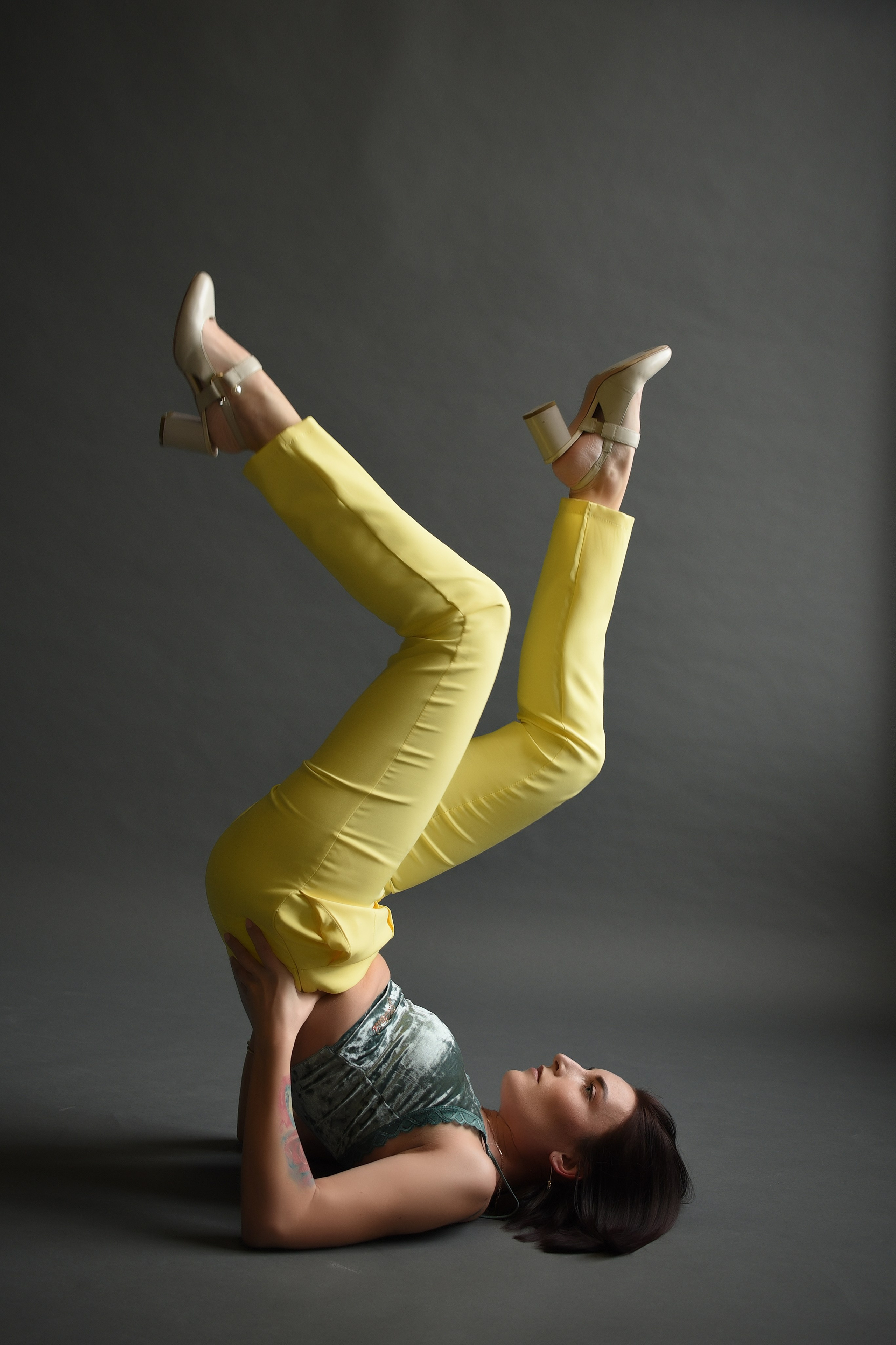 Индивидуальная студийная. Свадебный, семейный, детский, контент фотограф в Омске Максим Ильин