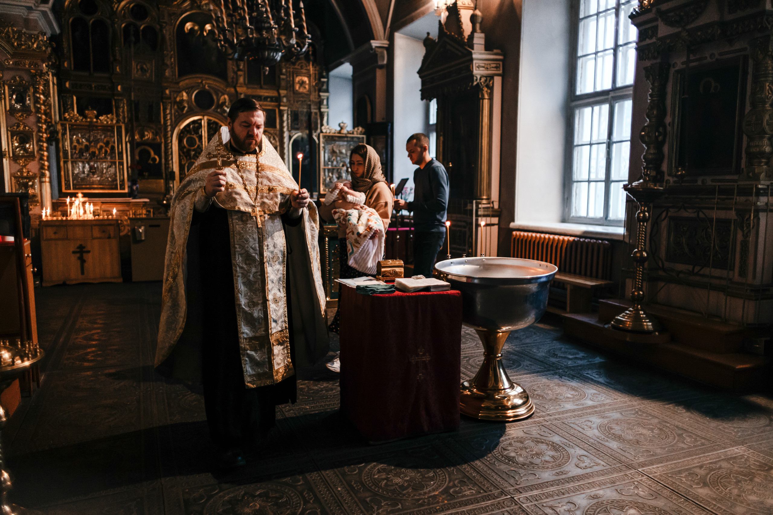 Съёмка таинство крещения. Свадебный фотограф в Москве