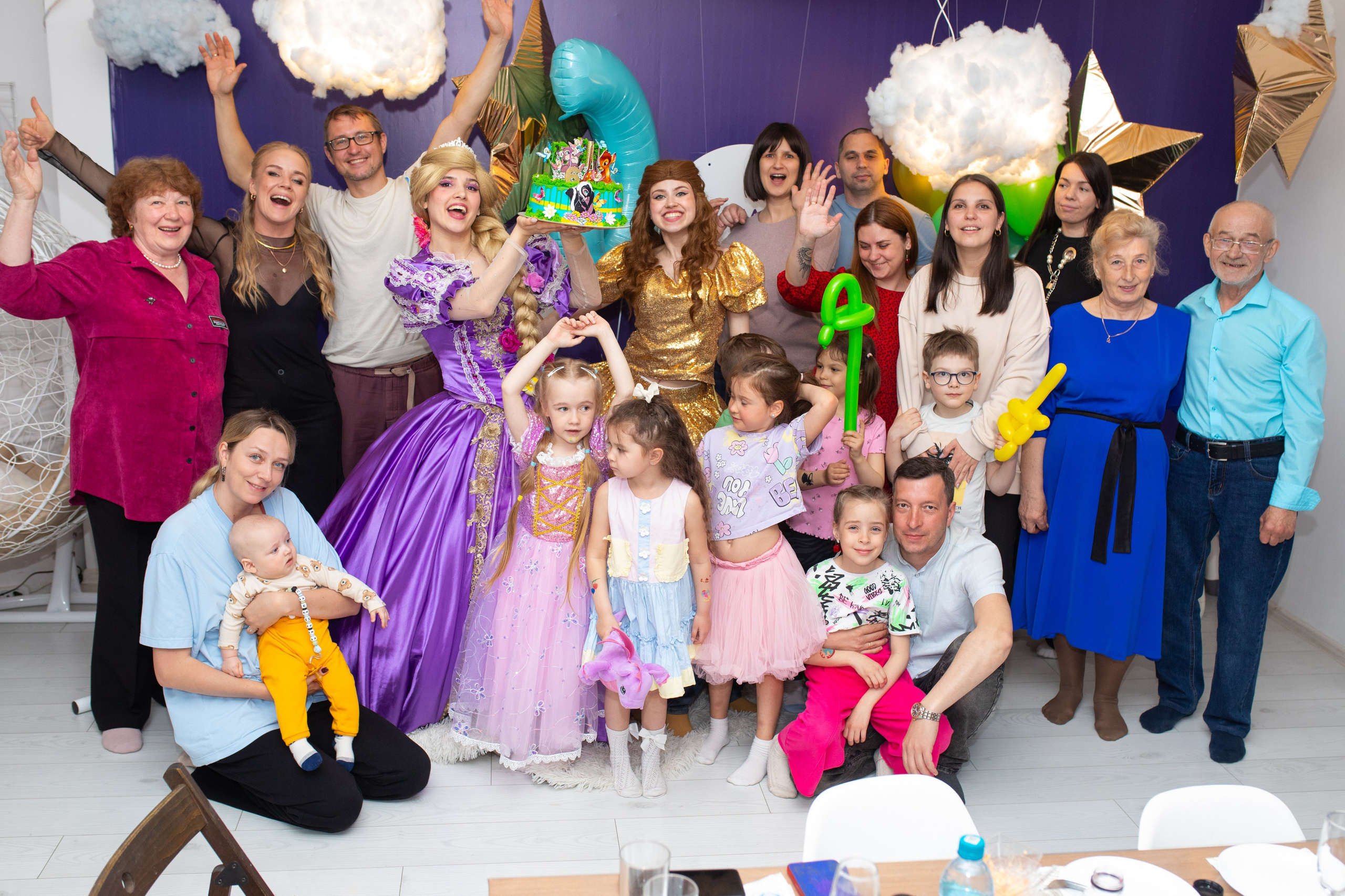 Улыбника -Василисе 6 лет!. Фотограф в Новосибирске Ася Зверева