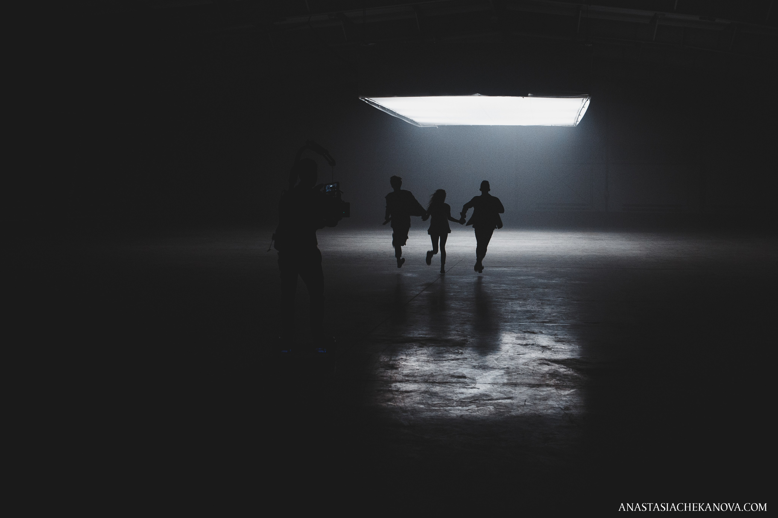 Backstage съемки клипа группы DVOE. Концертный и бурлеск фотограф Москва