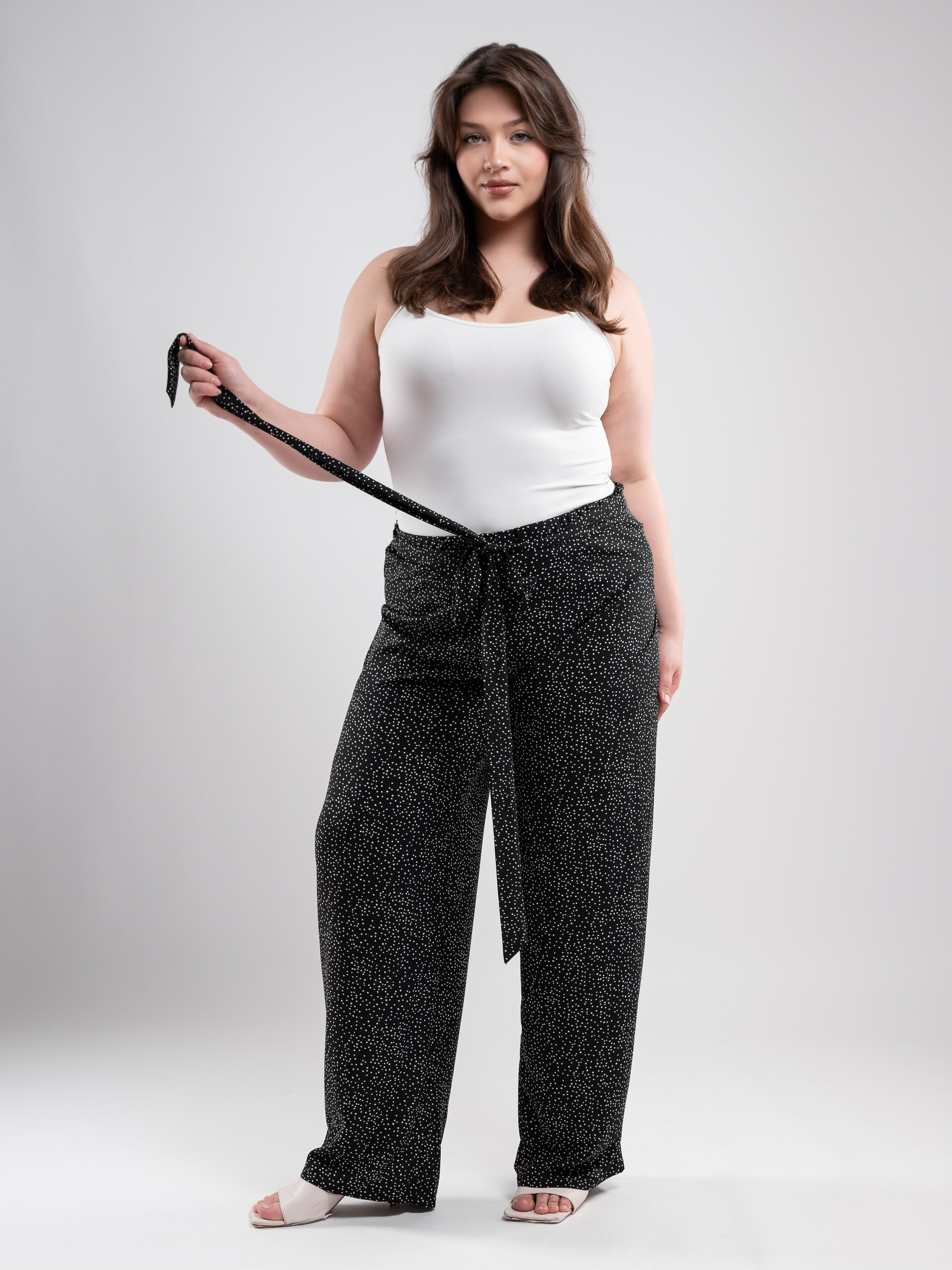 Брюки трансформеры. Предметный фотограф, фото для маркетплейсов Пятигорск, КМВ