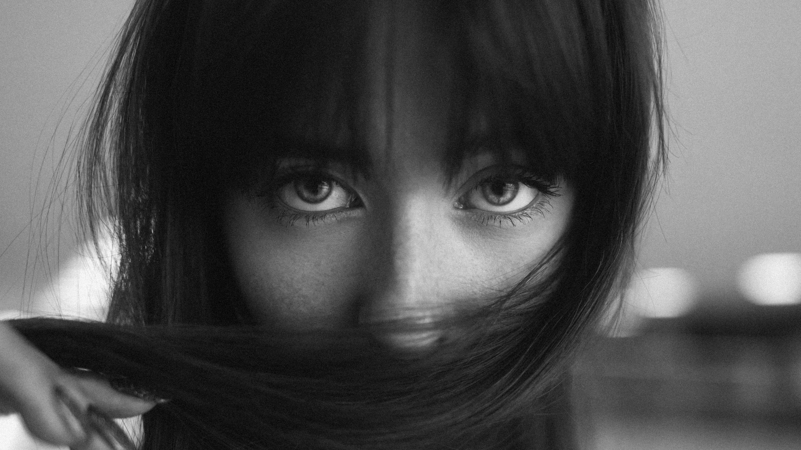 Уличная фотосессия с&nbsp;Адель в&nbsp;кофейне и&nbsp;нац. библиотеке