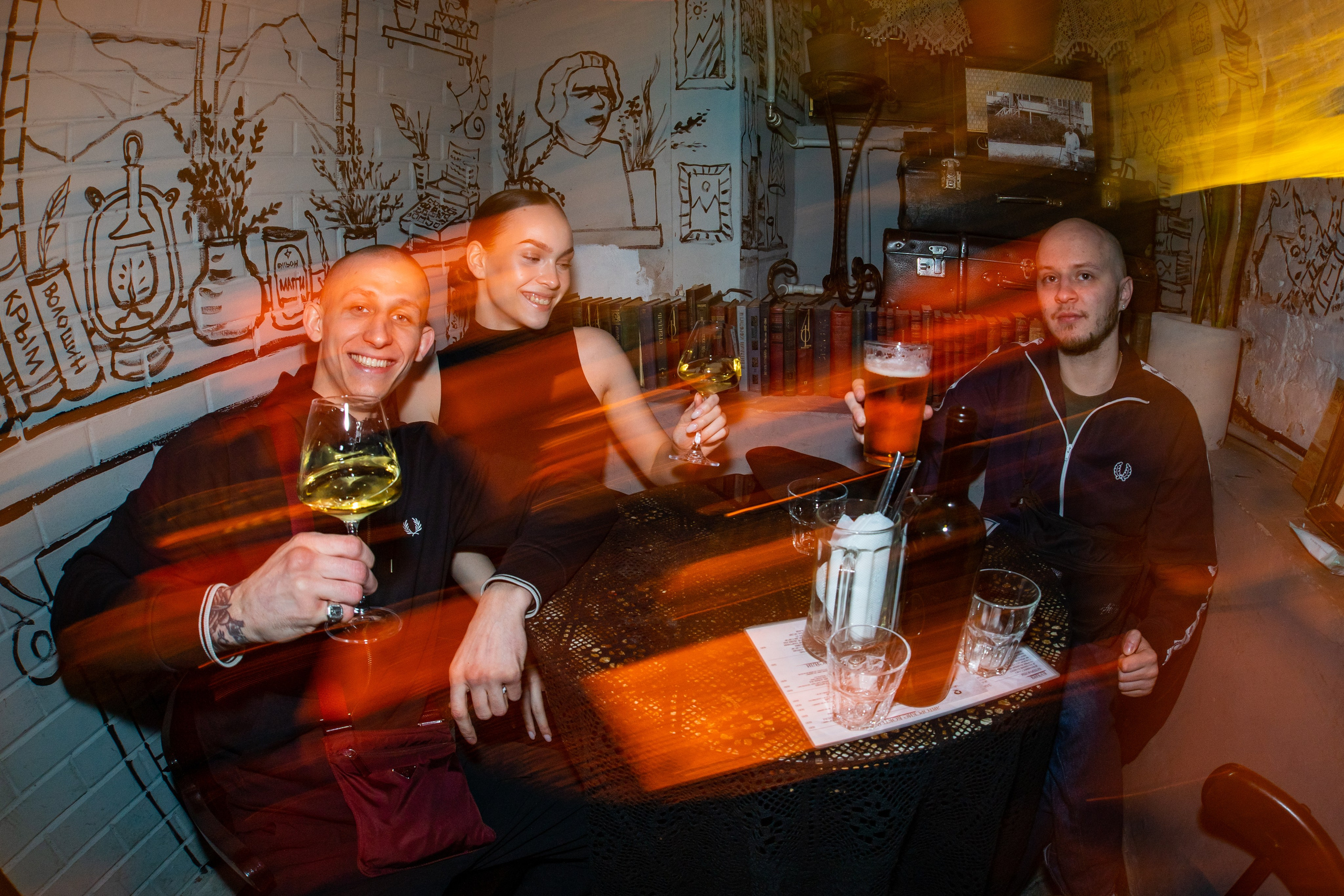 Гостевая смена Бара разбитых сердец в баре Обормоты. Концертный и репортажный фотограф в Санкт-Петербурге Слава Пахомов