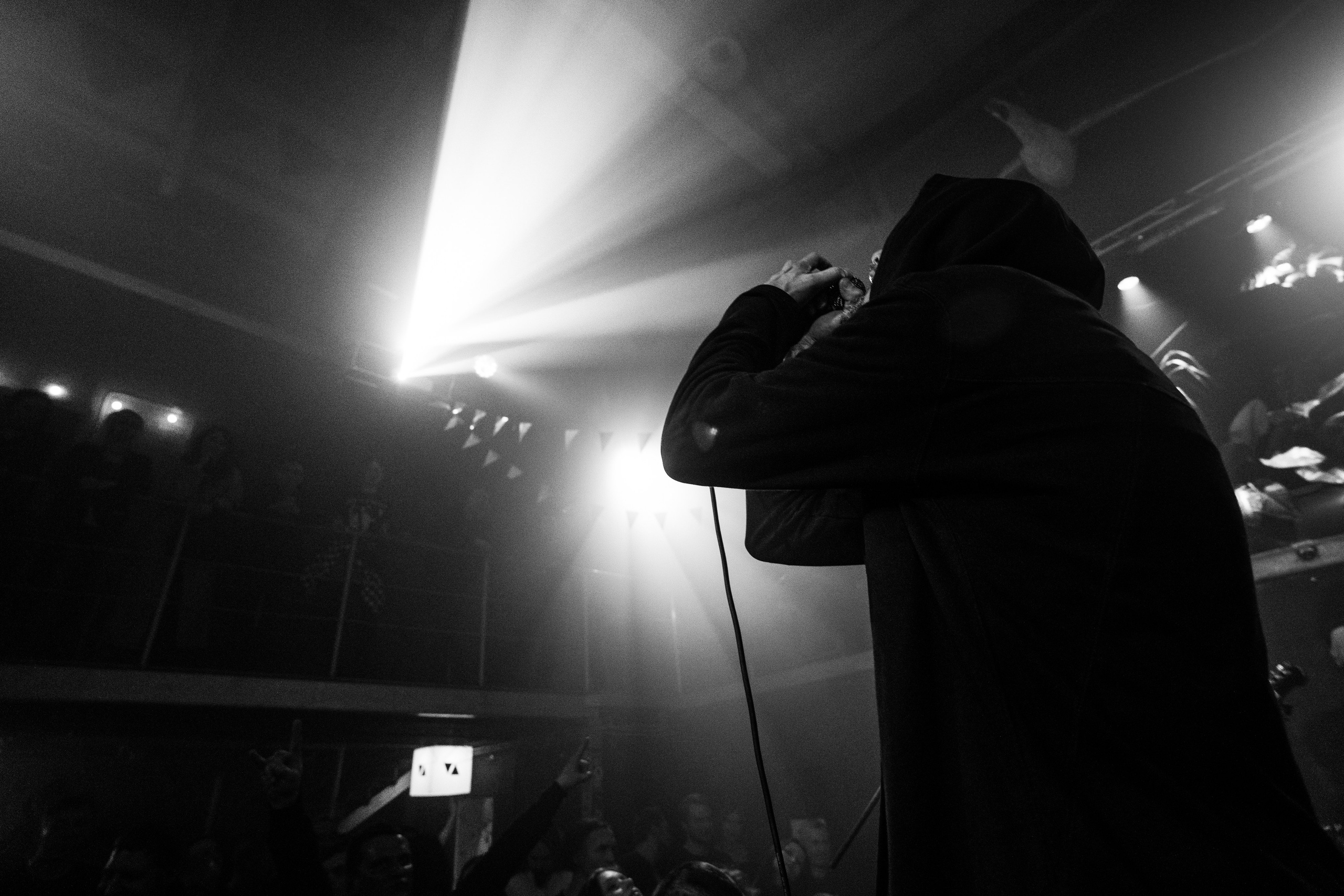 Inside the Rain|Ласточка. Концертный и репортажный фотограф в Санкт-Петербурге Слава Пахомов