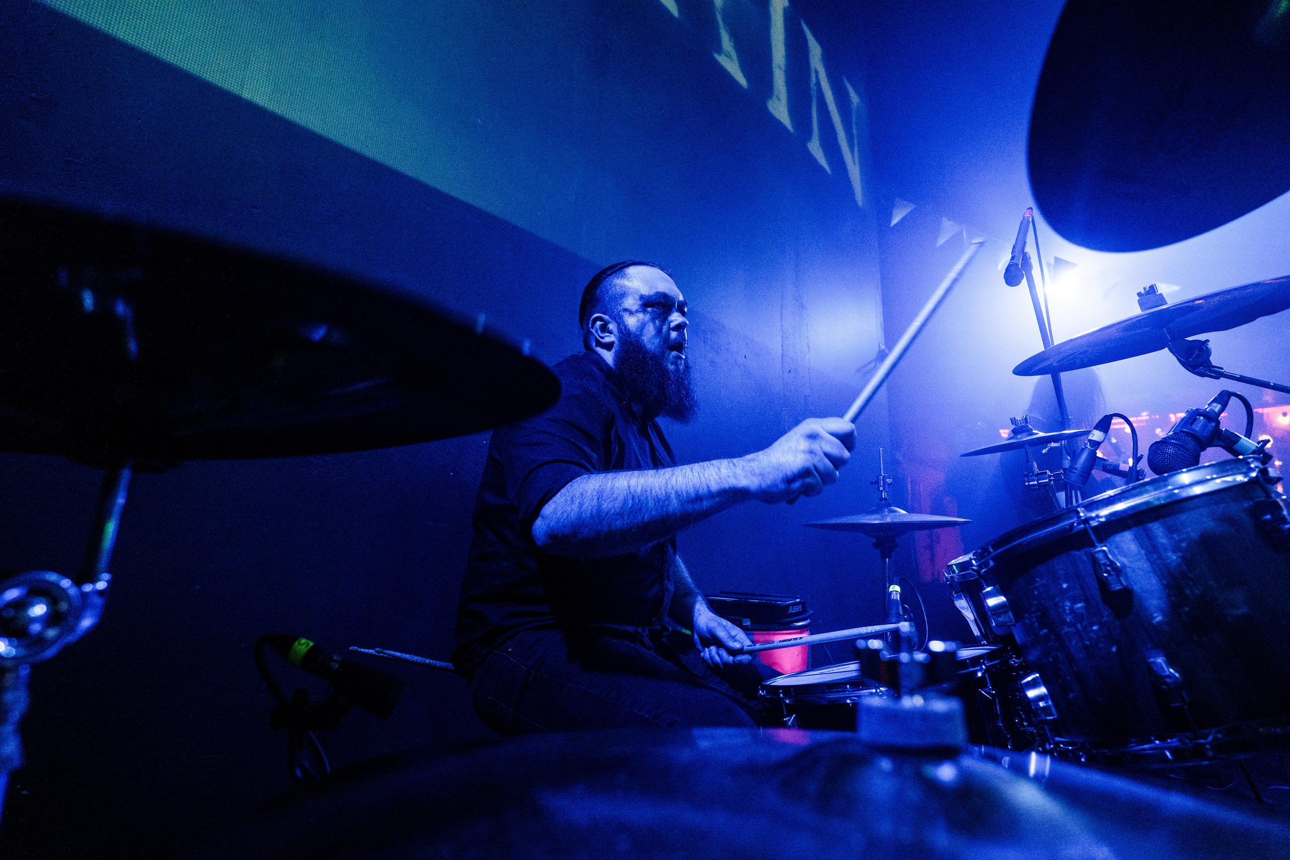 Inside the Rain|Ласточка. Концертный и репортажный фотограф в Санкт-Петербурге Слава Пахомов