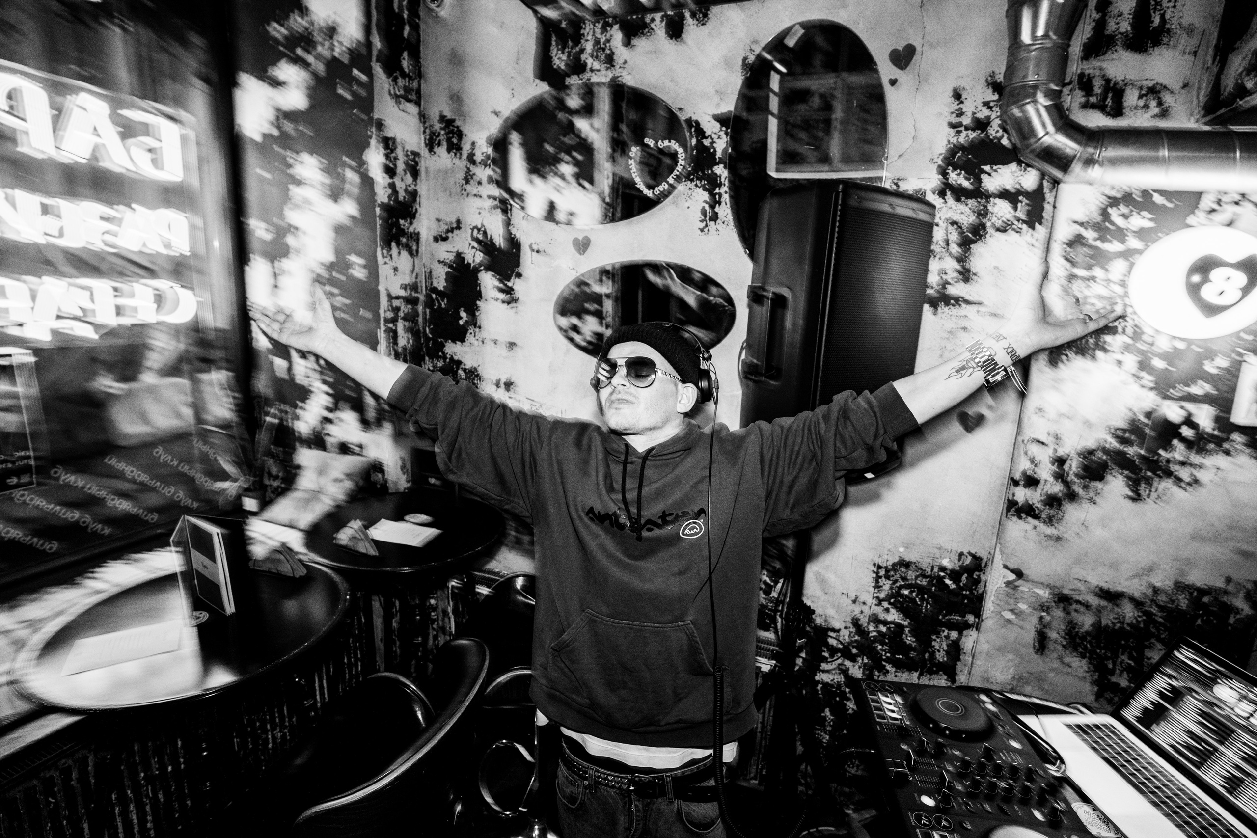 From NSK to SPB. Dj Enott. Концертный и репортажный фотограф в Санкт-Петербурге Слава Пахомов