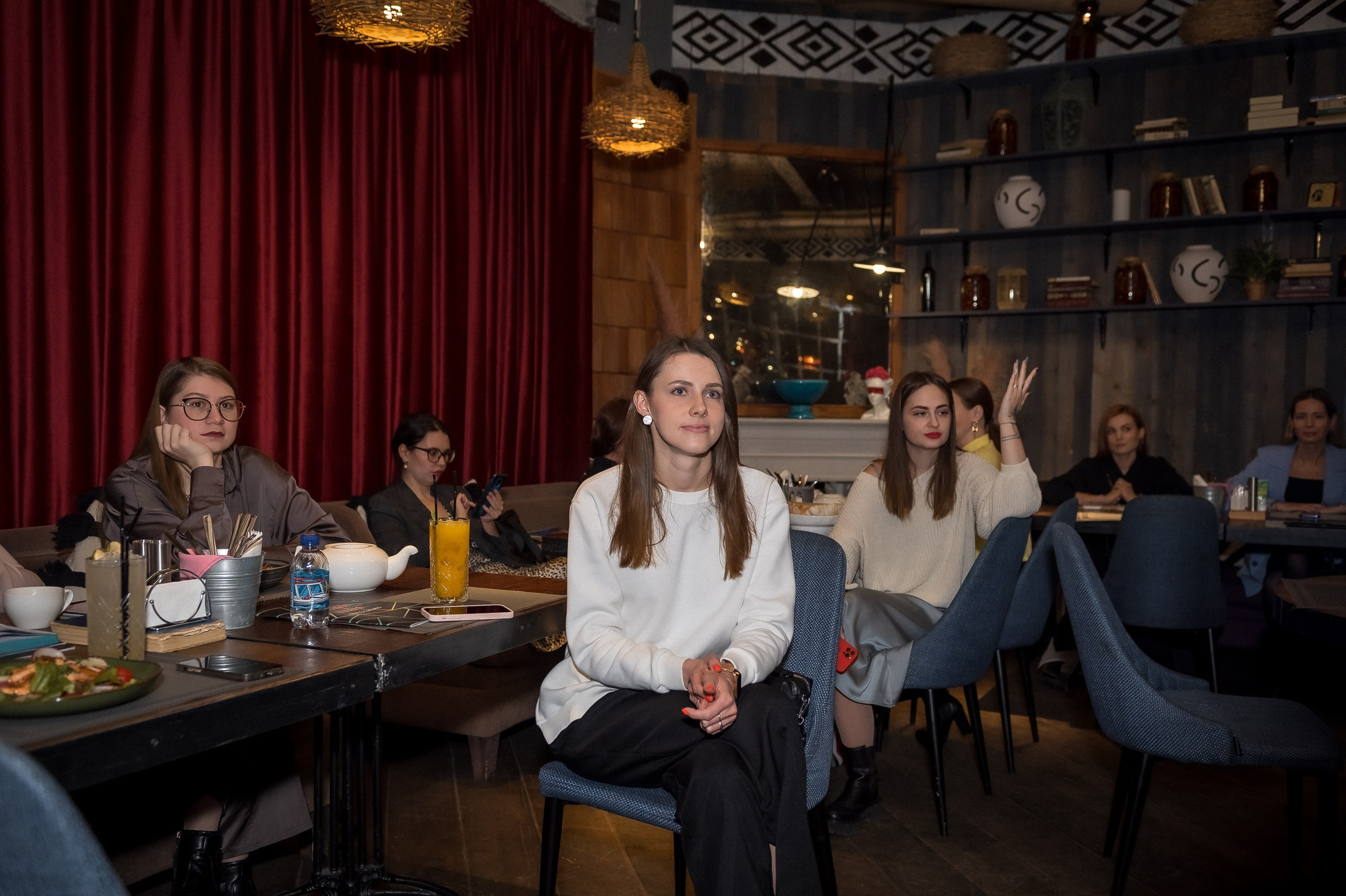 Репортаж мероприятий. КОНТЕНТ |БРЕНД фотограф Санкт-Петербург — Жанна Олтаржевская